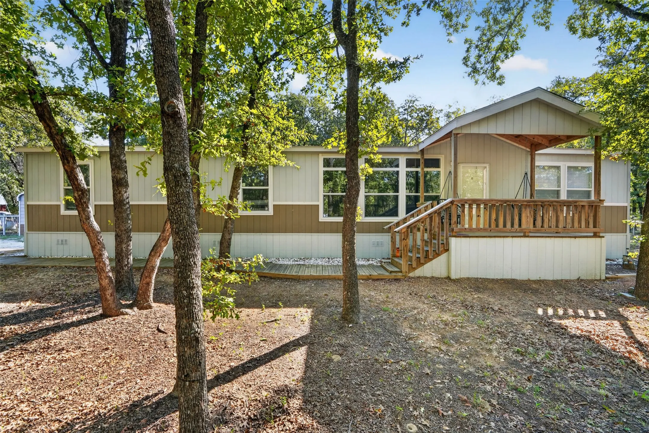 Manufactured Home For Sale in Parker County , 145 Adalida Lane, Springtown, Texas 76082, 4 Bedroom, 2 Bathroom, 4 Garage spaces, 2,048 Sqft, built in 2020, mls#21406225, Real Estate Agent in Springtown, Homes For Sale in Parker county, Homes For Sale in Springtown, Realtor in Springtown Texas, Real Estate Brokerage Independent Realty Texas, Luminita Cordes Realtor