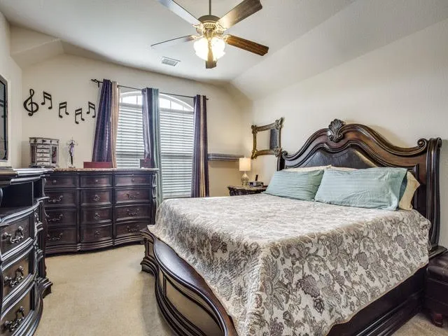 Townhouse For Rent in Collin County , 6541 Federal Hall Street, Plano, Texas 75023, 2 Bedroom, 3 Bathroom, 2 Garage spaces, 1,353 Sqft, built in 2013, mls#21406329, Real Estate Agent in Plano, Homes For Rent in Collin county, Homes For Rent in Plano, Realtor in Plano Texas, Real Estate Brokerage Independent Realty Texas, Luminita Cordes Realtor