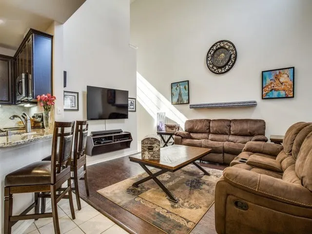 Townhouse For Rent in Collin County , 6541 Federal Hall Street, Plano, Texas 75023, 2 Bedroom, 3 Bathroom, 2 Garage spaces, 1,353 Sqft, built in 2013, mls#21406329, Real Estate Agent in Plano, Homes For Rent in Collin county, Homes For Rent in Plano, Realtor in Plano Texas, Real Estate Brokerage Independent Realty Texas, Luminita Cordes Realtor