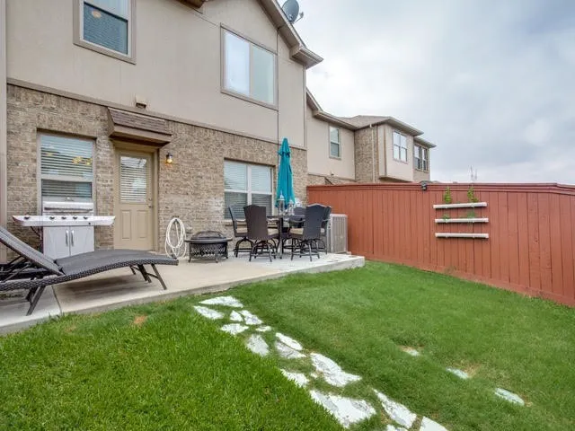 Townhouse For Rent in Collin County , 6541 Federal Hall Street, Plano, Texas 75023, 2 Bedroom, 3 Bathroom, 2 Garage spaces, 1,353 Sqft, built in 2013, mls#21406329, Real Estate Agent in Plano, Homes For Rent in Collin county, Homes For Rent in Plano, Realtor in Plano Texas, Real Estate Brokerage Independent Realty Texas, Luminita Cordes Realtor