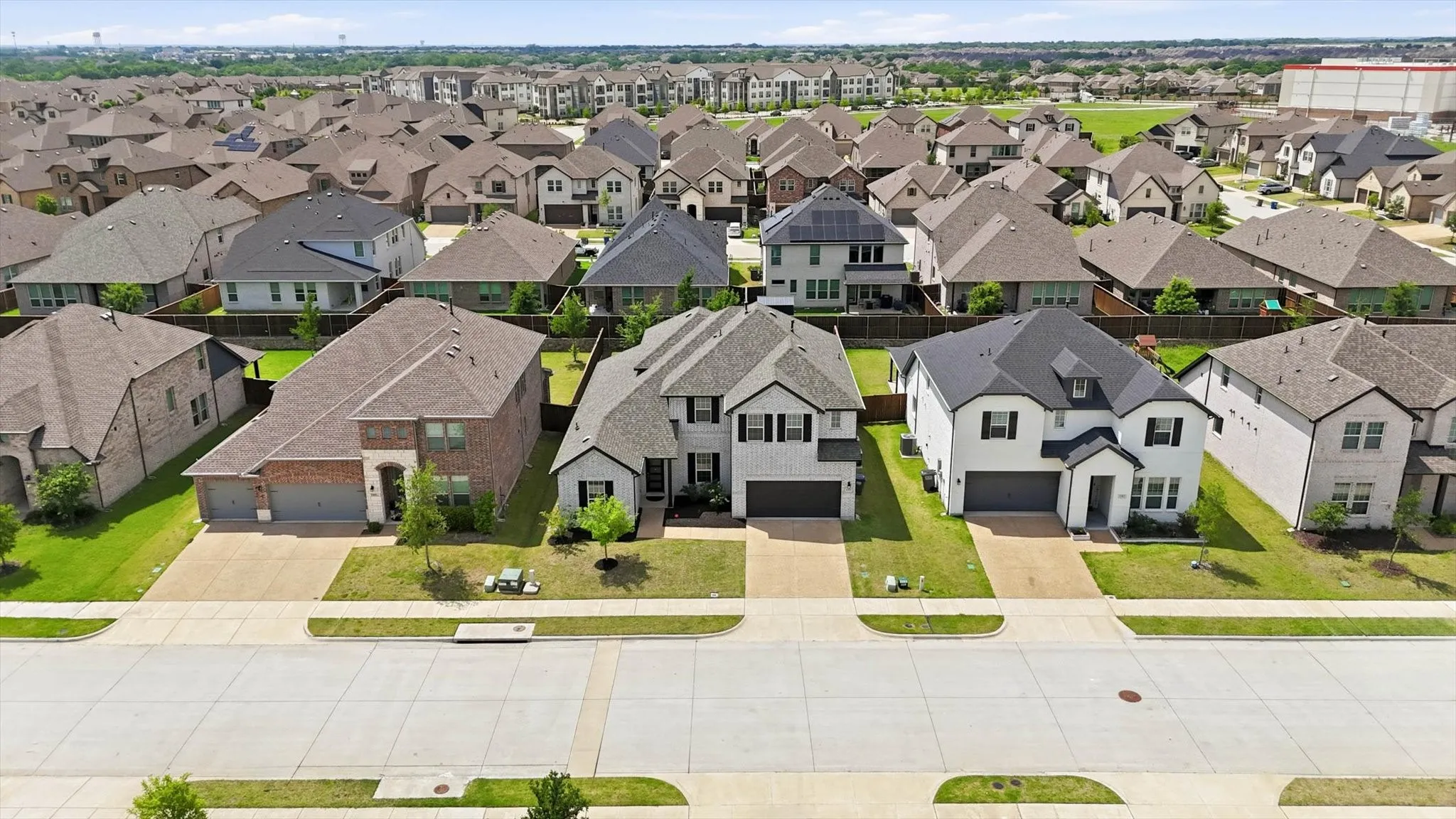 Single Family Residence For Sale in Collin County , 3305 Morris Lane, Melissa, Texas 75454, 4 Bedroom, 4 Bathroom, 2 Garage spaces, 3,420 Sqft, built in 2023, mls#21406224, Real Estate Agent in Melissa, Homes For Sale in Collin county, Homes For Sale in Melissa, Realtor in Melissa Texas, Real Estate Brokerage Independent Realty Texas, Luminita Cordes Realtor