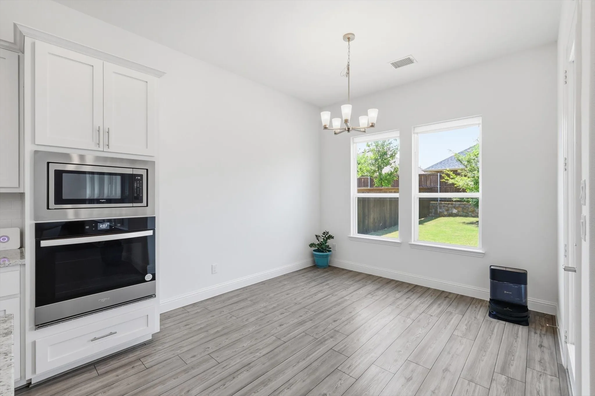 Single Family Residence For Sale in Collin County , 3305 Morris Lane, Melissa, Texas 75454, 4 Bedroom, 4 Bathroom, 2 Garage spaces, 3,420 Sqft, built in 2023, mls#21406224, Real Estate Agent in Melissa, Homes For Sale in Collin county, Homes For Sale in Melissa, Realtor in Melissa Texas, Real Estate Brokerage Independent Realty Texas, Luminita Cordes Realtor