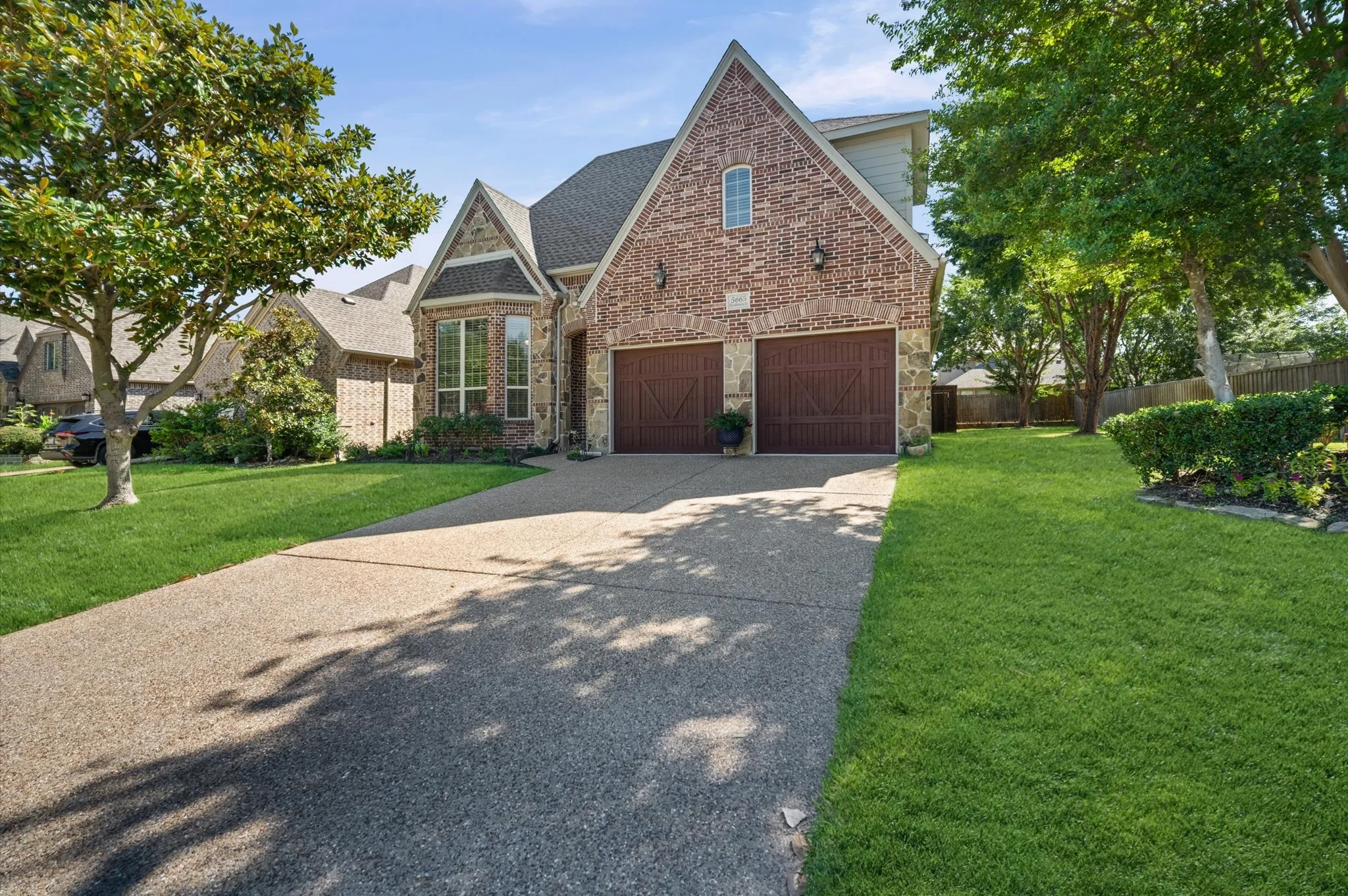 Single Family Residence For Sale in Collin County , 5665 Binbranch Lane, Mc Kinney, Texas 75071, 5 Bedroom, 5 Bathroom, 2 Garage spaces, 3,110 Sqft, built in 2009, mls#21406294, Real Estate Agent in Mc Kinney, Homes For Sale in Collin county, Homes For Sale in Mc Kinney, Realtor in Mc Kinney Texas, Real Estate Brokerage Independent Realty Texas, Luminita Cordes Realtor