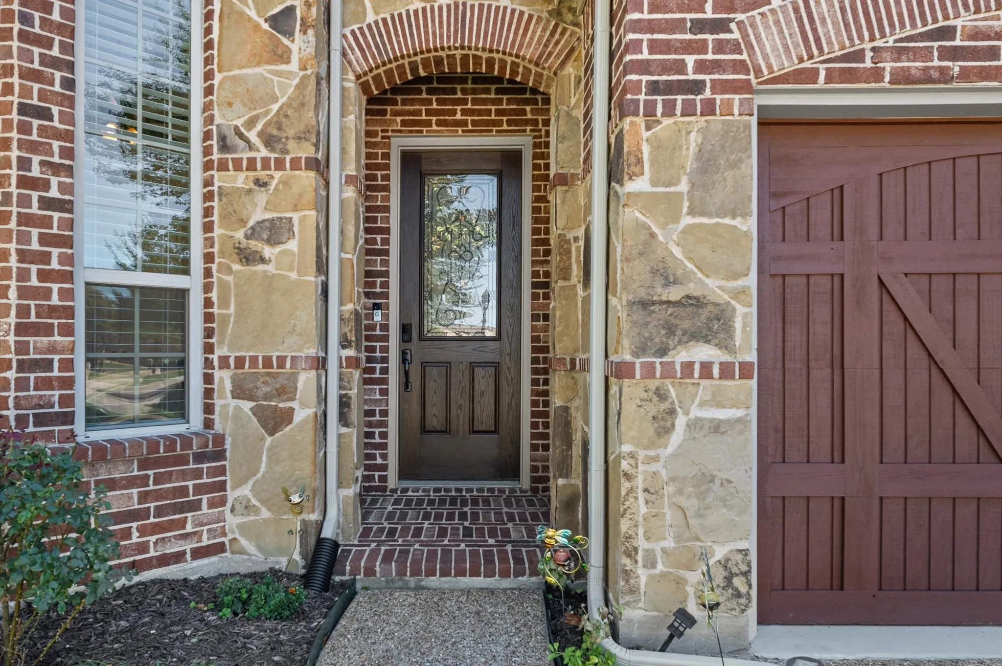 Single Family Residence For Sale in Collin County , 5665 Binbranch Lane, Mc Kinney, Texas 75071, 5 Bedroom, 5 Bathroom, 2 Garage spaces, 3,110 Sqft, built in 2009, mls#21406294, Real Estate Agent in Mc Kinney, Homes For Sale in Collin county, Homes For Sale in Mc Kinney, Realtor in Mc Kinney Texas, Real Estate Brokerage Independent Realty Texas, Luminita Cordes Realtor
