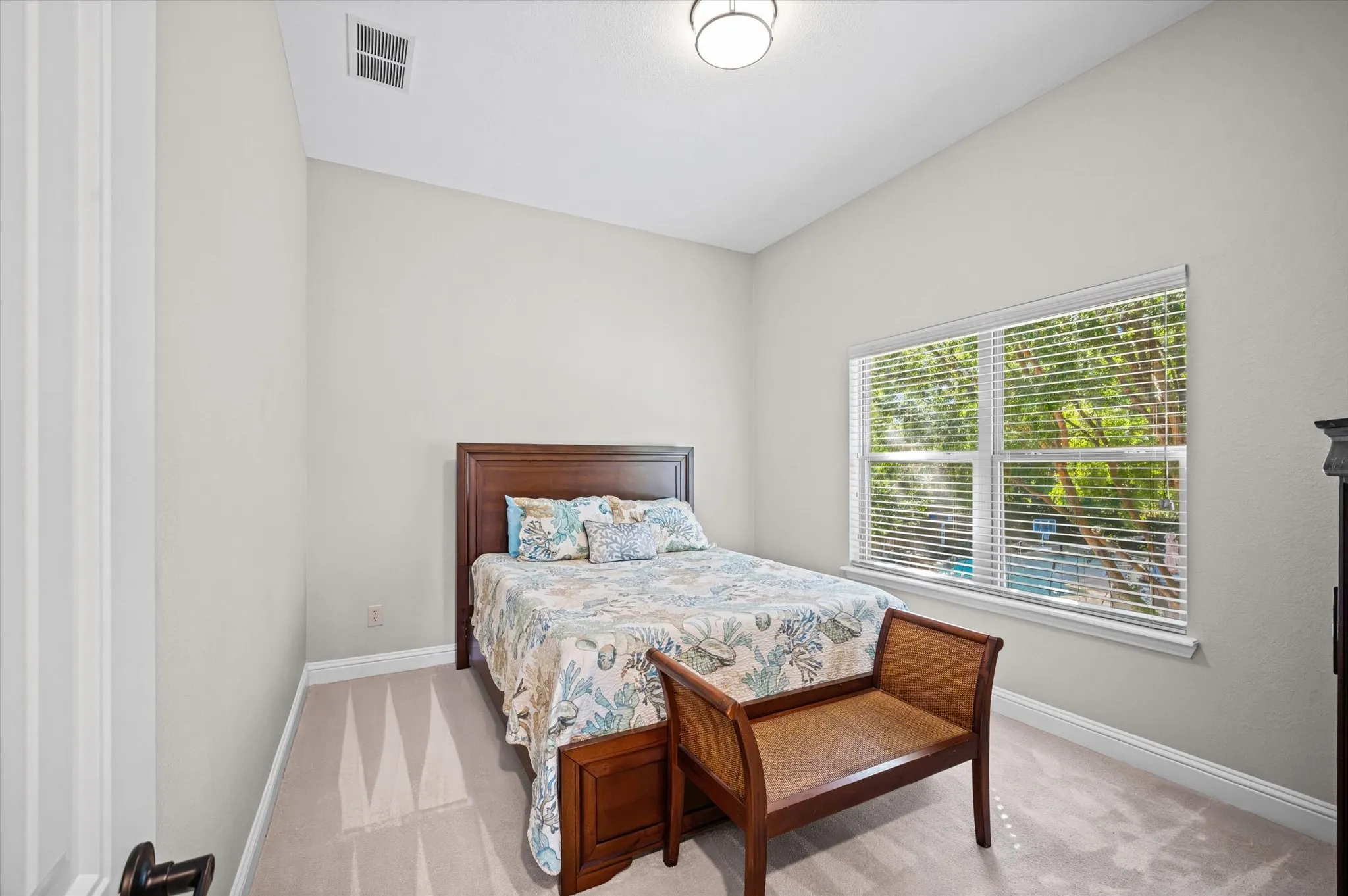 Single Family Residence For Sale in Collin County , 5665 Binbranch Lane, Mc Kinney, Texas 75071, 5 Bedroom, 5 Bathroom, 2 Garage spaces, 3,110 Sqft, built in 2009, mls#21406294, Real Estate Agent in Mc Kinney, Homes For Sale in Collin county, Homes For Sale in Mc Kinney, Realtor in Mc Kinney Texas, Real Estate Brokerage Independent Realty Texas, Luminita Cordes Realtor