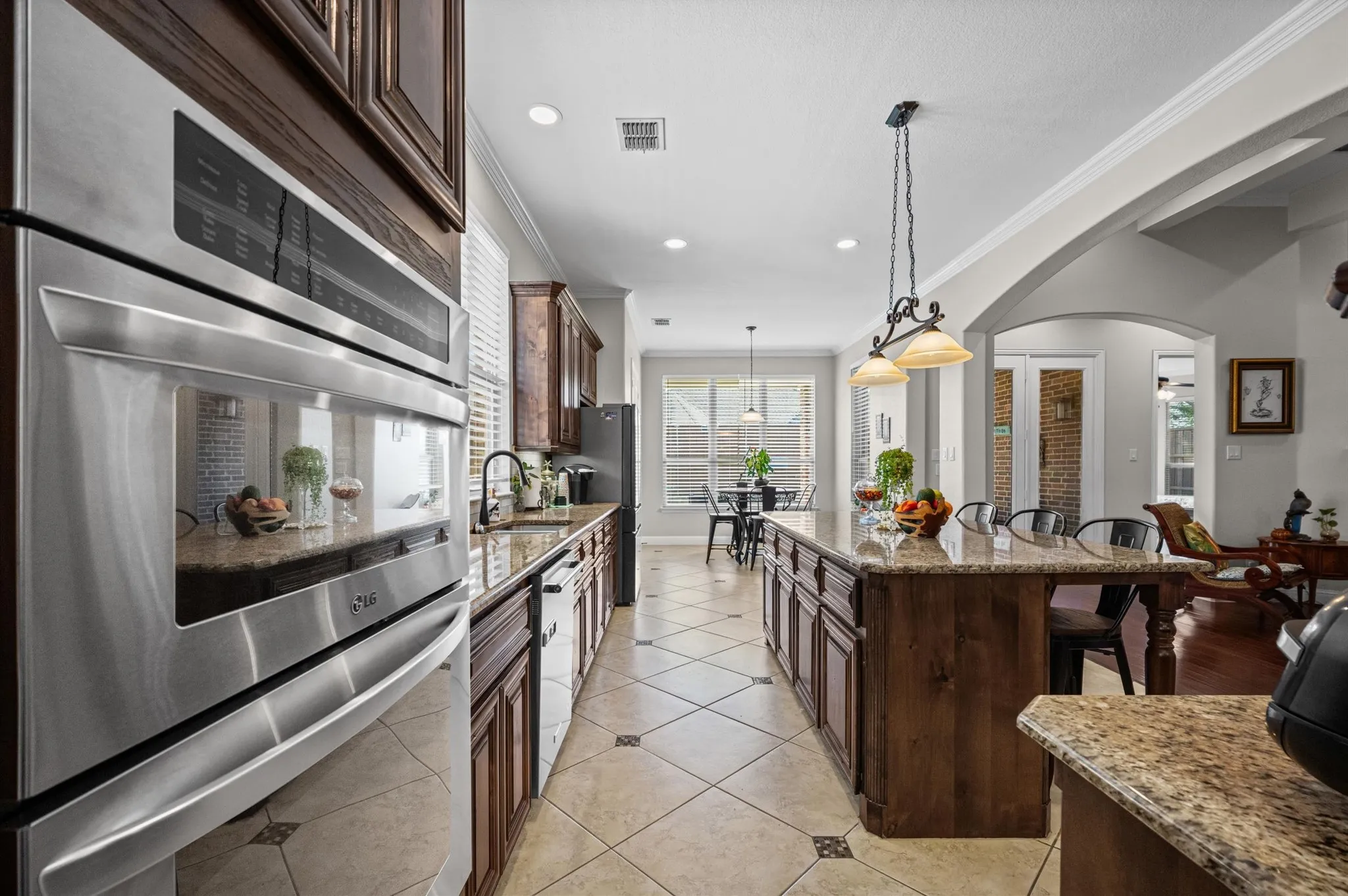 Single Family Residence For Sale in Collin County , 5665 Binbranch Lane, Mc Kinney, Texas 75071, 5 Bedroom, 5 Bathroom, 2 Garage spaces, 3,110 Sqft, built in 2009, mls#21406294, Real Estate Agent in Mc Kinney, Homes For Sale in Collin county, Homes For Sale in Mc Kinney, Realtor in Mc Kinney Texas, Real Estate Brokerage Independent Realty Texas, Luminita Cordes Realtor