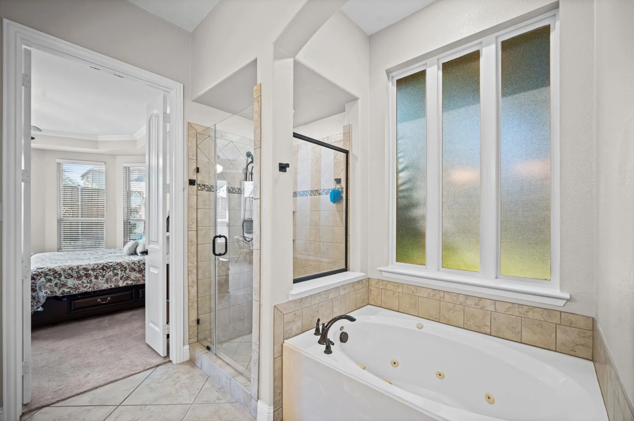 Single Family Residence For Sale in Collin County , 5665 Binbranch Lane, Mc Kinney, Texas 75071, 5 Bedroom, 5 Bathroom, 2 Garage spaces, 3,110 Sqft, built in 2009, mls#21406294, Real Estate Agent in Mc Kinney, Homes For Sale in Collin county, Homes For Sale in Mc Kinney, Realtor in Mc Kinney Texas, Real Estate Brokerage Independent Realty Texas, Luminita Cordes Realtor