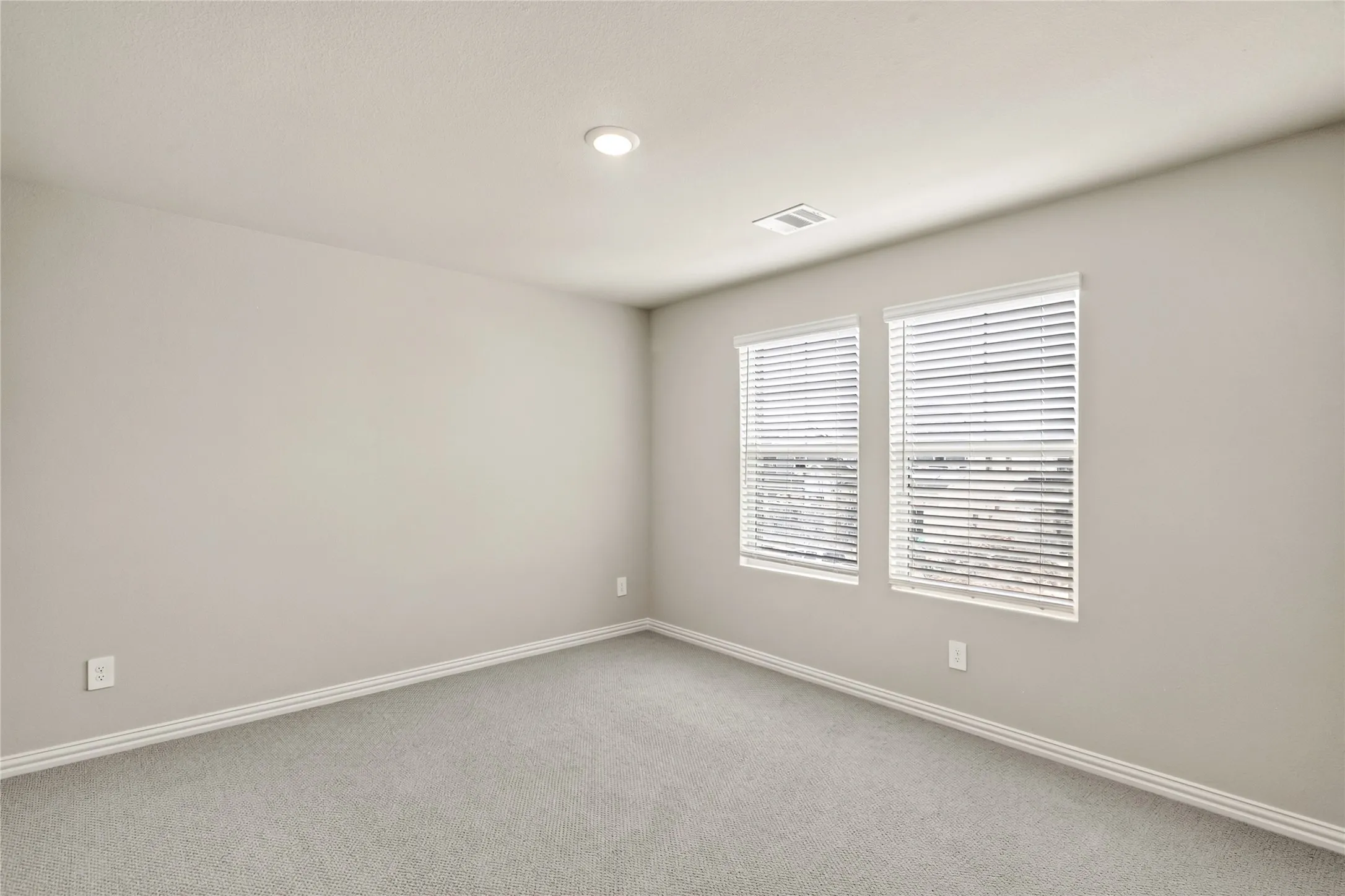 Single Family Residence For Rent in Collin County , 2217 Currents Road, Princeton, Texas 75407, 4 Bedroom, 4 Bathroom, 2 Garage spaces, 3,560 Sqft, built in 2025, mls#21406337, Real Estate Agent in Princeton, Homes For Rent in Collin county, Homes For Rent in Princeton, Realtor in Princeton Texas, Real Estate Brokerage Independent Realty Texas, Luminita Cordes Realtor