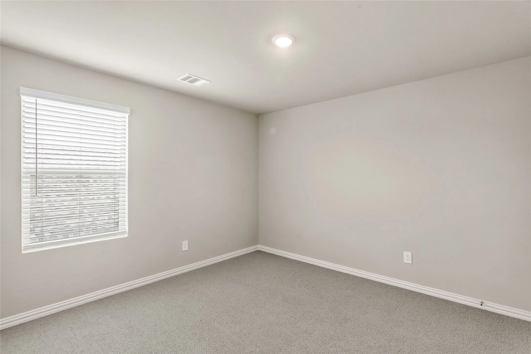 Single Family Residence For Rent in Collin County , 2217 Currents Road, Princeton, Texas 75407, 4 Bedroom, 4 Bathroom, 2 Garage spaces, 3,560 Sqft, built in 2025, mls#21406337, Real Estate Agent in Princeton, Homes For Rent in Collin county, Homes For Rent in Princeton, Realtor in Princeton Texas, Real Estate Brokerage Independent Realty Texas, Luminita Cordes Realtor