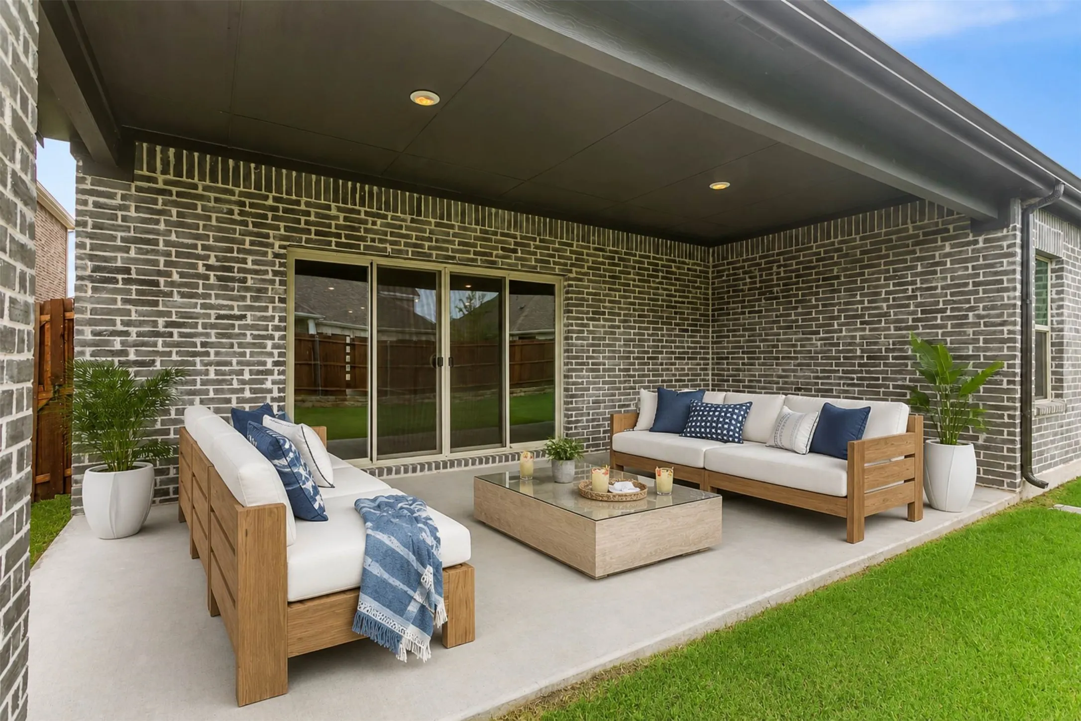 Single Family Residence For Rent in Collin County , 2217 Currents Road, Princeton, Texas 75407, 4 Bedroom, 4 Bathroom, 2 Garage spaces, 3,560 Sqft, built in 2025, mls#21406337, Real Estate Agent in Princeton, Homes For Rent in Collin county, Homes For Rent in Princeton, Realtor in Princeton Texas, Real Estate Brokerage Independent Realty Texas, Luminita Cordes Realtor