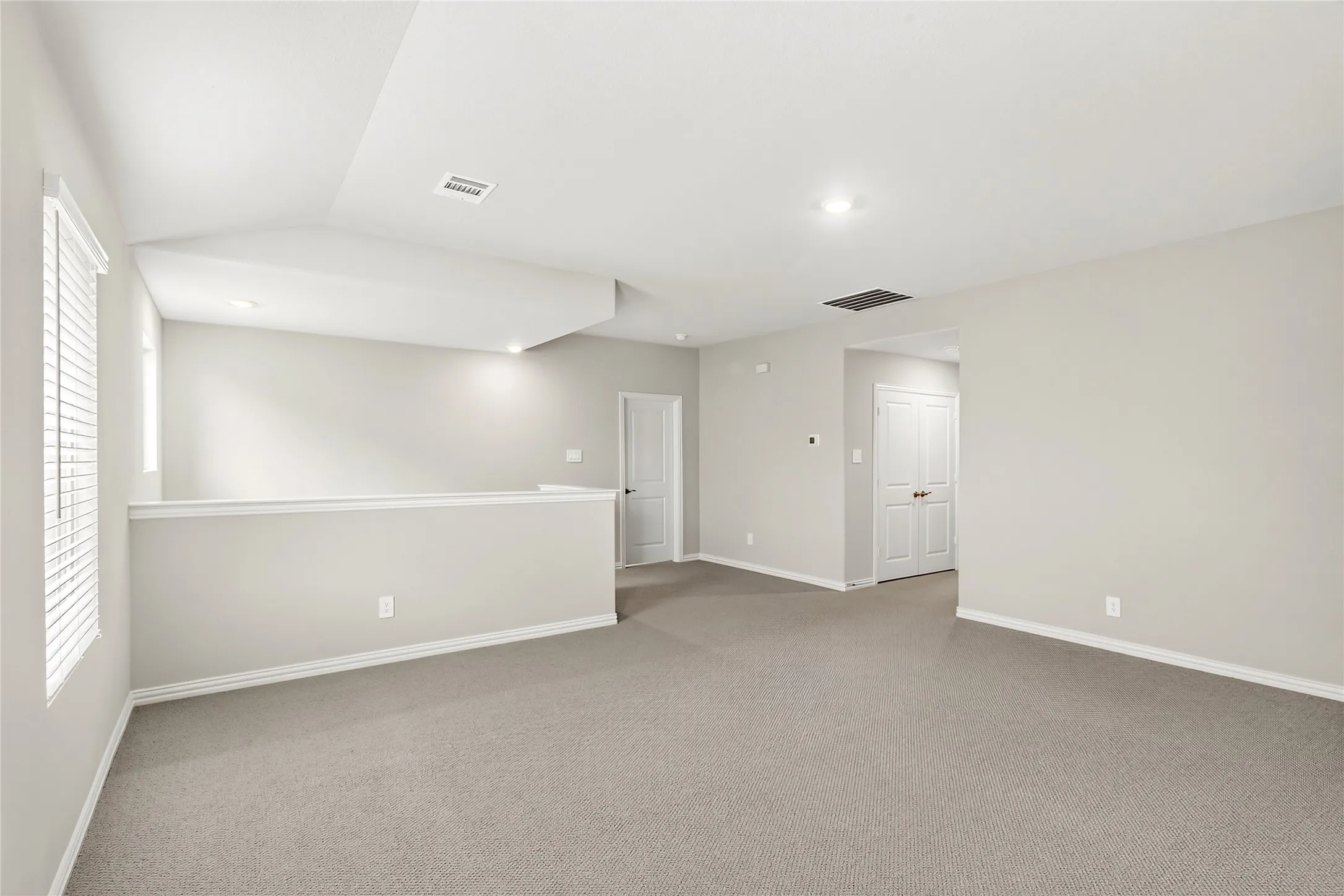 Single Family Residence For Rent in Collin County , 2217 Currents Road, Princeton, Texas 75407, 4 Bedroom, 4 Bathroom, 2 Garage spaces, 3,560 Sqft, built in 2025, mls#21406337, Real Estate Agent in Princeton, Homes For Rent in Collin county, Homes For Rent in Princeton, Realtor in Princeton Texas, Real Estate Brokerage Independent Realty Texas, Luminita Cordes Realtor