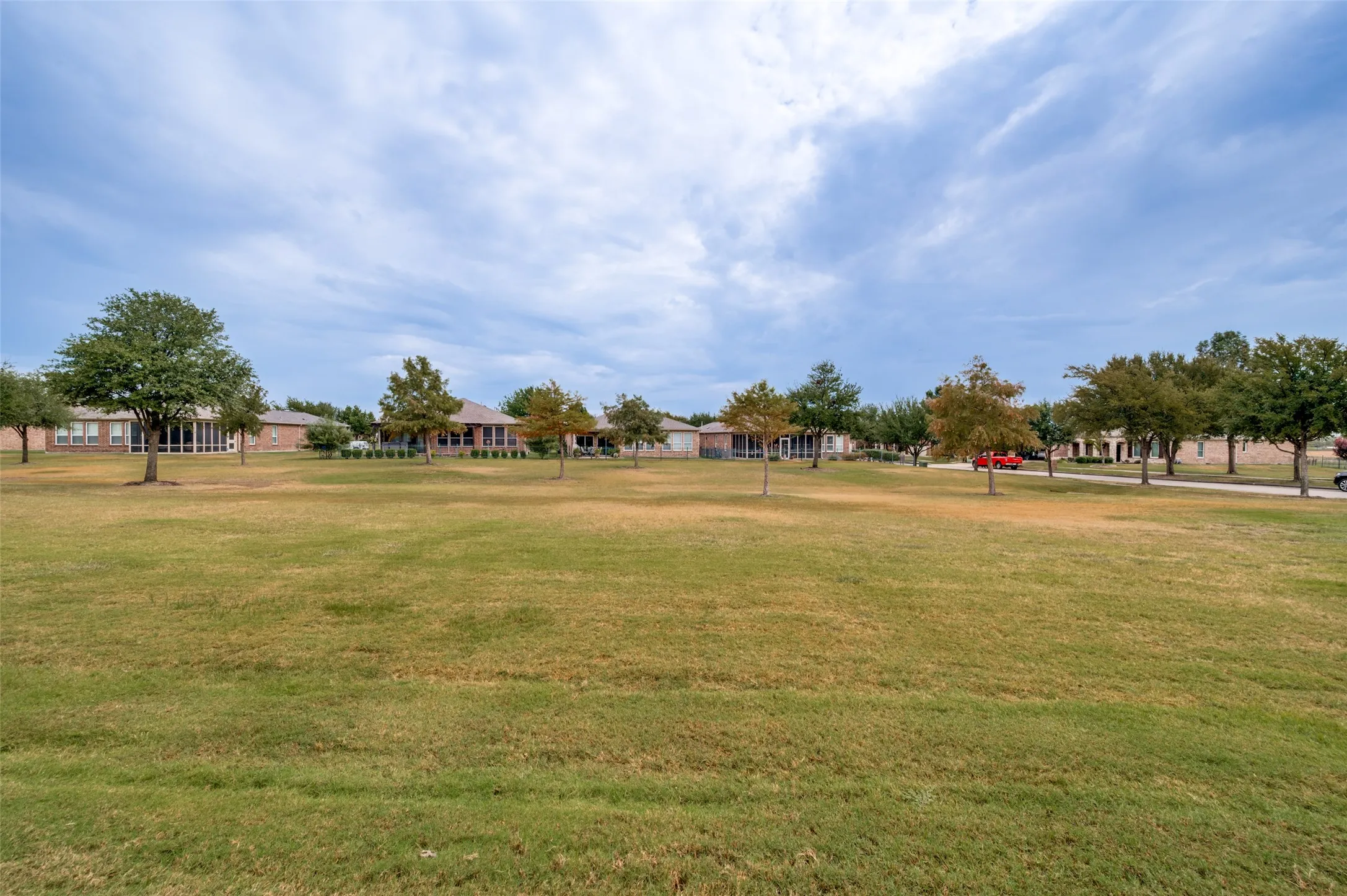 Single Family Residence For Sale in Denton County , 6040 Eagle Point Lane, Frisco, Texas 75036, 2 Bedroom, 2 Bathroom, 2 Garage spaces, 1,786 Sqft, built in 2010, mls#21406193, Real Estate Agent in Frisco, Homes For Sale in Denton county, Homes For Sale in Frisco, Realtor in Frisco Texas, Real Estate Brokerage Independent Realty Texas, Luminita Cordes Realtor
