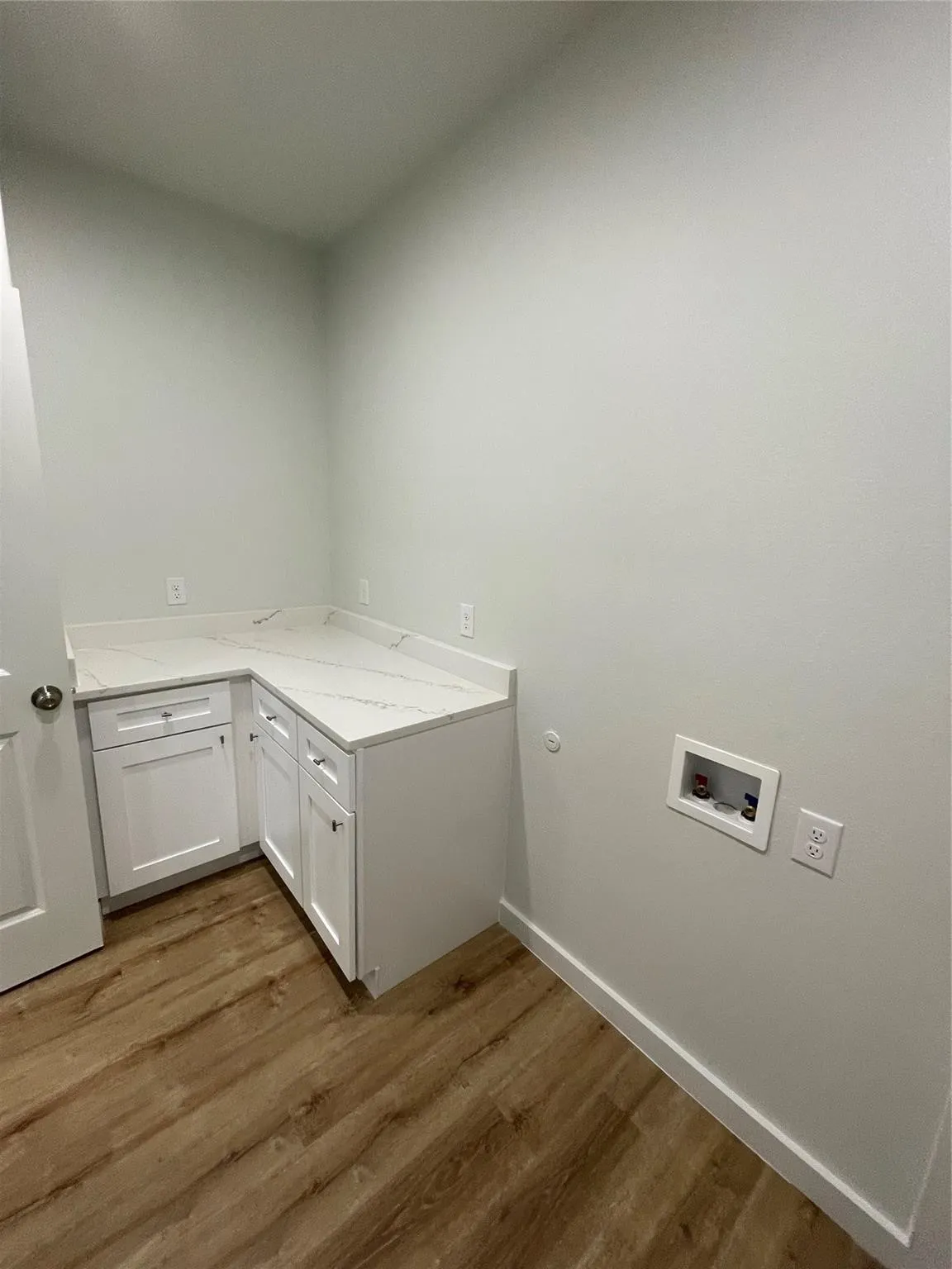 Single Family Residence For Rent in Grayson County , 524 W Florence Street, Denison, Texas 75020, 3 Bedroom, 2 Bathroom, 1 Garage spaces, 1,218 Sqft, built in 2024, mls#21406347, Real Estate Agent in Denison, Homes For Rent in Grayson county, Homes For Rent in Denison, Realtor in Denison Texas, Real Estate Brokerage Independent Realty Texas, Luminita Cordes Realtor