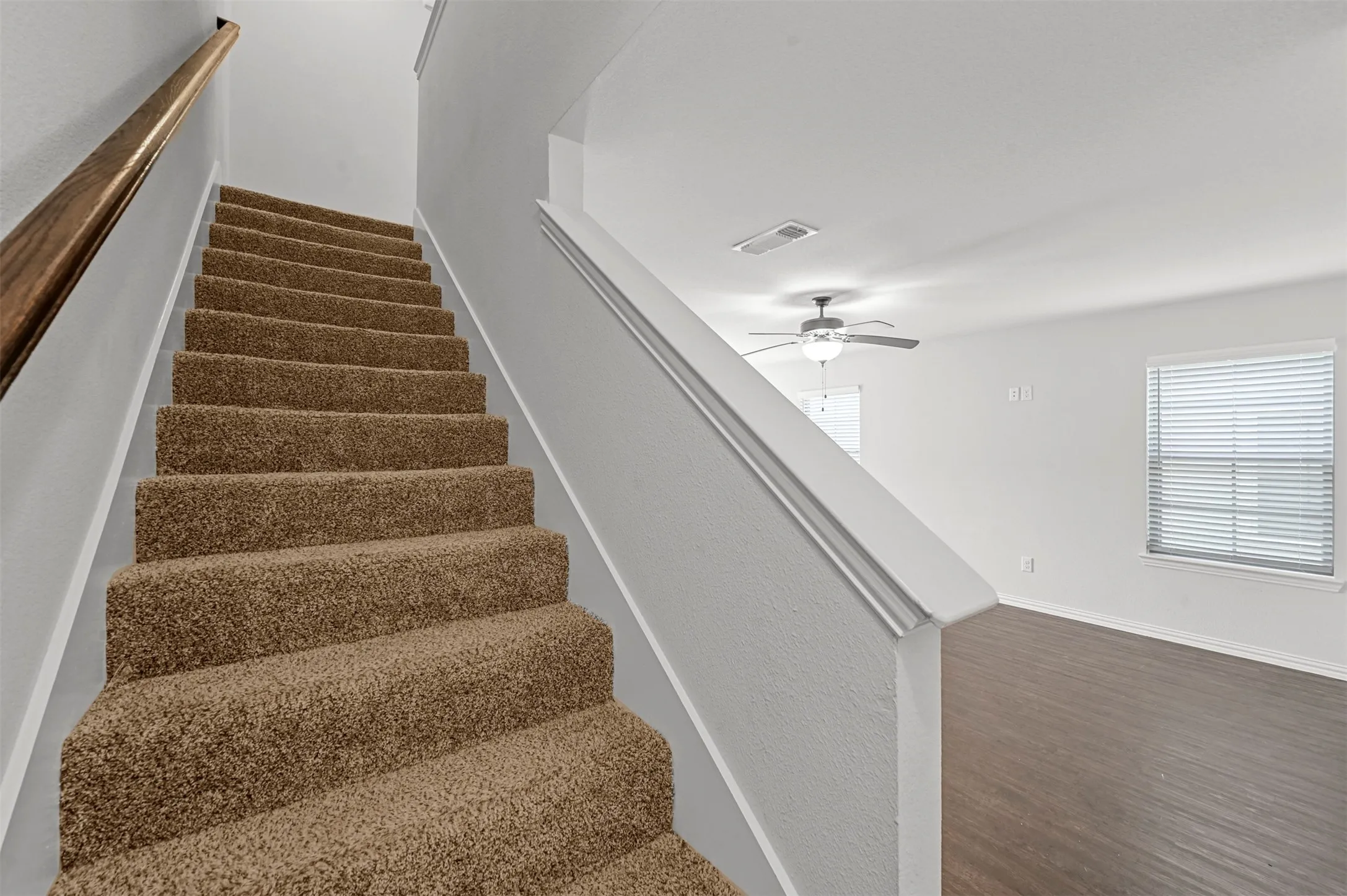 Duplex For Rent in Grayson County , 236-238 W Lake 236, Sherman, Texas 75090, 3 Bedroom, 3 Bathroom, 1 Garage spaces, 1,268 Sqft, built in 2020, mls#21406352, Real Estate Agent in Sherman, Homes For Rent in Grayson county, Homes For Rent in Sherman, Realtor in Sherman Texas, Real Estate Brokerage Independent Realty Texas, Luminita Cordes Realtor