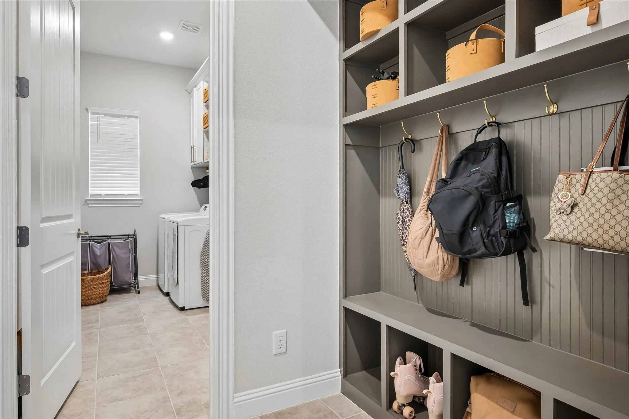 Single Family Residence For Rent in Tarrant County , 11828 Prudence Drive, Fort Worth, Texas 76052, 3 Bedroom, 3 Bathroom, 2 Garage spaces, 2,996 Sqft, built in 2021, mls#21406321, Real Estate Agent in Fort Worth, Homes For Rent in Tarrant county, Homes For Rent in Fort Worth, Realtor in Fort Worth Texas, Real Estate Brokerage Independent Realty Texas, Luminita Cordes Realtor