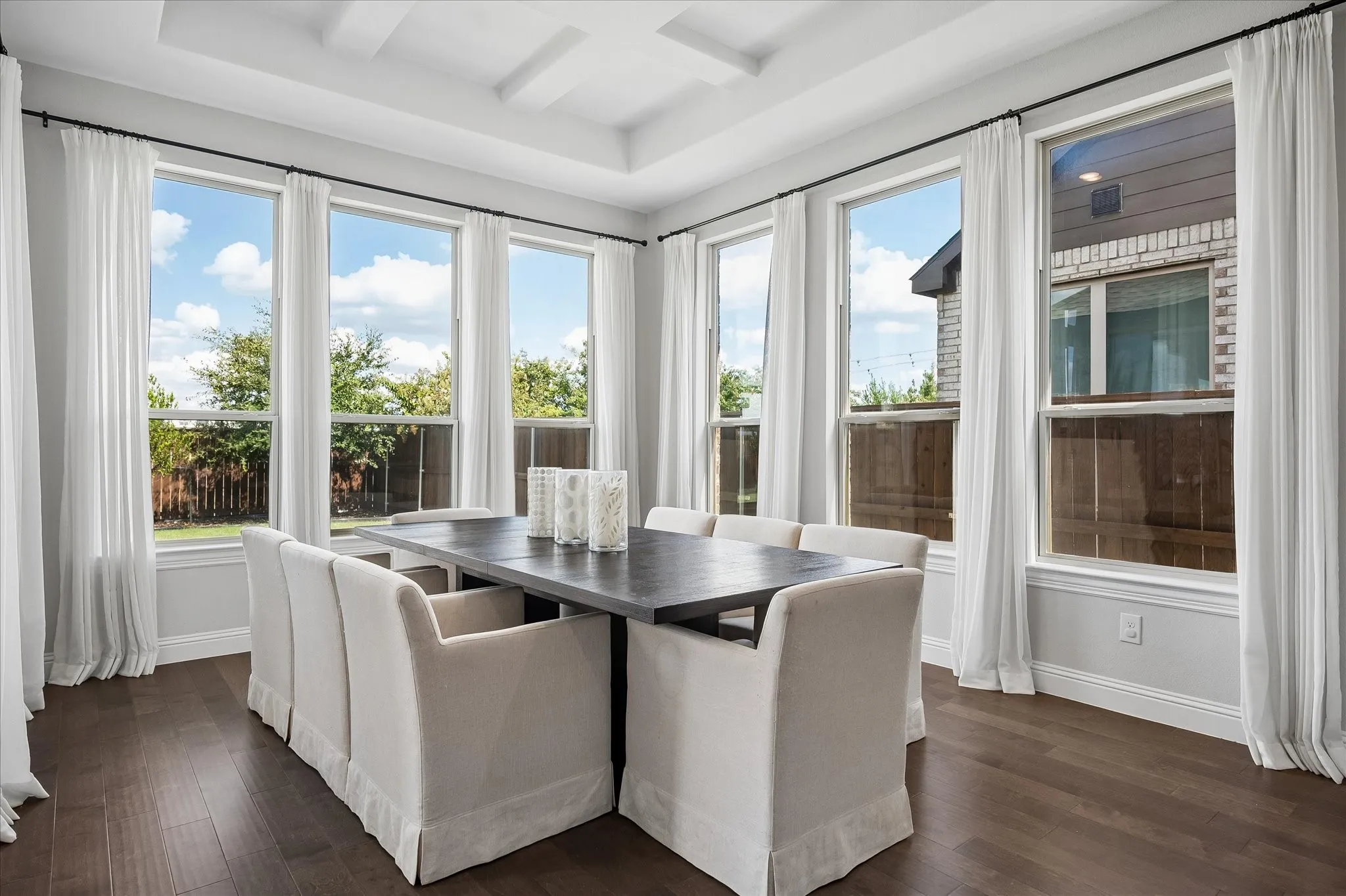 Single Family Residence For Rent in Tarrant County , 11828 Prudence Drive, Fort Worth, Texas 76052, 3 Bedroom, 3 Bathroom, 2 Garage spaces, 2,996 Sqft, built in 2021, mls#21406321, Real Estate Agent in Fort Worth, Homes For Rent in Tarrant county, Homes For Rent in Fort Worth, Realtor in Fort Worth Texas, Real Estate Brokerage Independent Realty Texas, Luminita Cordes Realtor