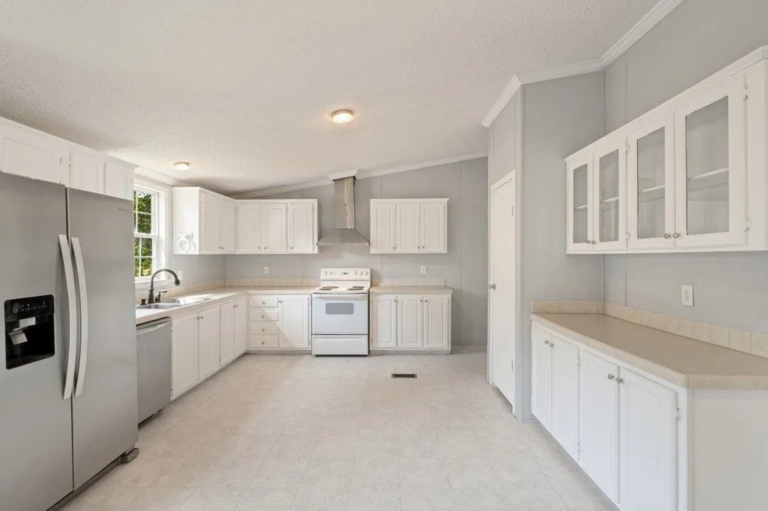 Mobile Home For Sale in Hunt County , 5294 County Road 4207, Campbell, Texas 75422, 3 Bedroom, 2 Bathroom, 2 Garage spaces, 1,920 Sqft, built in 2005, mls#21405357, Real Estate Agent in Campbell, Homes For Sale in Hunt county, Homes For Sale in Campbell, Realtor in Campbell Texas, Real Estate Brokerage Independent Realty Texas, Luminita Cordes Realtor