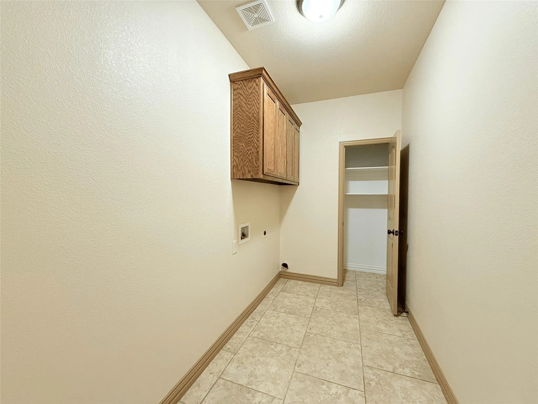 Single Family Residence For Rent in Parker County , 418 Spyglass Drive, Willow Park, Texas 76008, 3 Bedroom, 2 Bathroom, 2 Garage spaces, 1,800 Sqft, built in 2013, mls#21406349, Real Estate Agent in Willow Park, Homes For Rent in Parker county, Homes For Rent in Willow Park, Realtor in Willow Park Texas, Real Estate Brokerage Independent Realty Texas, Luminita Cordes Realtor