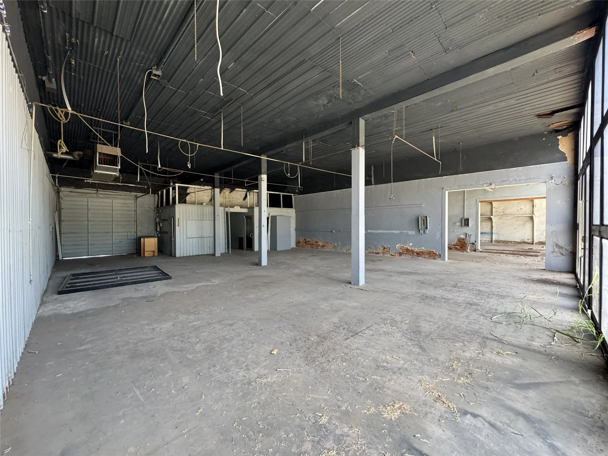 Warehouse For Rent in Grayson County , 602 S Armstrong Avenue, Denison, Texas 75020, 0, 0, Garage spaces, 0 Sqft, built in 1970, mls#21405338, Real Estate Agent in Denison, Homes For Rent in Grayson county, Homes For Rent in Denison, Realtor in Denison Texas, Real Estate Brokerage Independent Realty Texas, Luminita Cordes Realtor