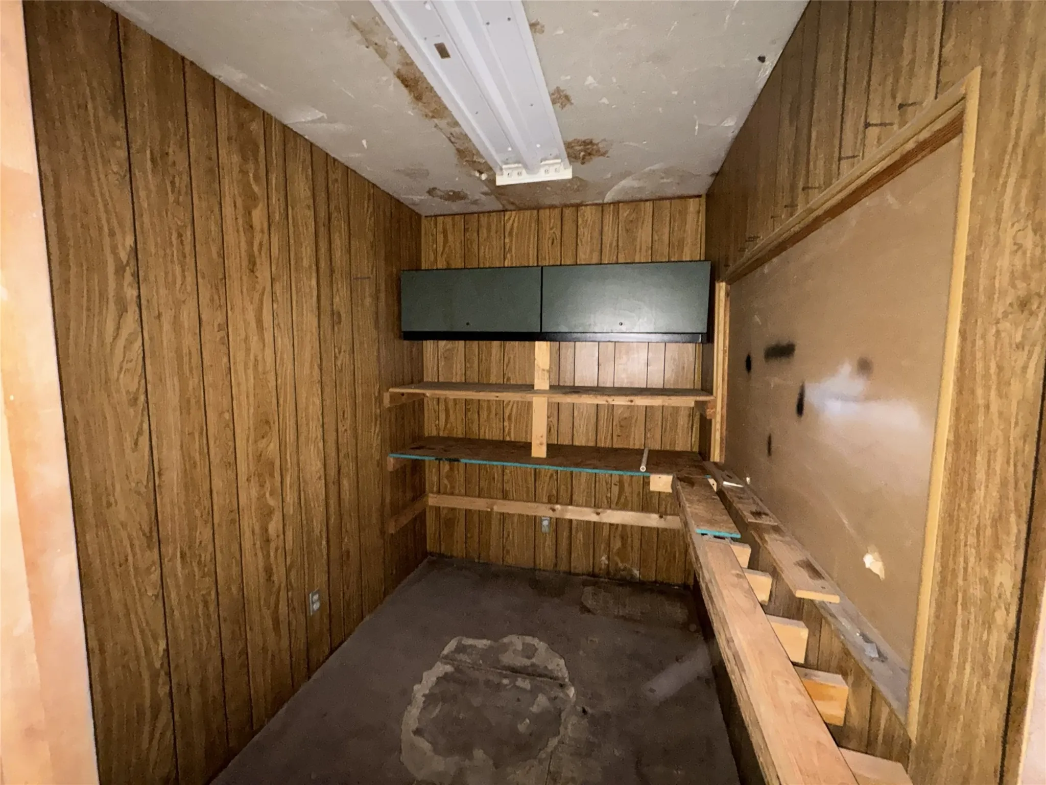 Warehouse For Rent in Grayson County , 602 S Armstrong Avenue, Denison, Texas 75020, 0, 0, Garage spaces, 0 Sqft, built in 1970, mls#21405338, Real Estate Agent in Denison, Homes For Rent in Grayson county, Homes For Rent in Denison, Realtor in Denison Texas, Real Estate Brokerage Independent Realty Texas, Luminita Cordes Realtor