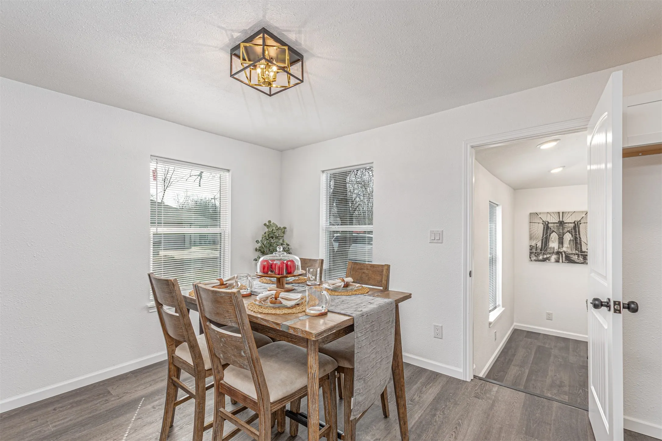 Single Family Residence For Sale in Hunt County , 1112 Marshall Street, Greenville, Texas 75401, 3 Bedroom, 2 Bathroom, Garage spaces, 1,042 Sqft, built in 1961, mls#21406374, Real Estate Agent in Greenville, Homes For Sale in Hunt county, Homes For Sale in Greenville, Realtor in Greenville Texas, Real Estate Brokerage Independent Realty Texas, Luminita Cordes Realtor
