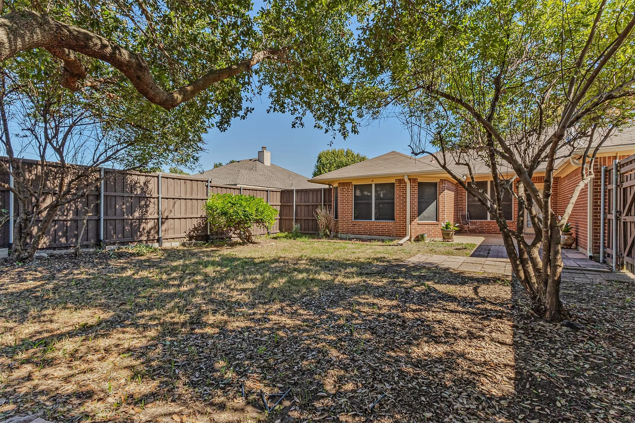 Single Family Residence For Sale in Collin County , 109 N Rolling Meadows Drive, Wylie, Texas 75098, 4 Bedroom, 2 Bathroom, 2 Garage spaces, 1,967 Sqft, built in 2000, mls#21406367, Real Estate Agent in Wylie, Homes For Sale in Collin county, Homes For Sale in Wylie, Realtor in Wylie Texas, Real Estate Brokerage Independent Realty Texas, Luminita Cordes Realtor