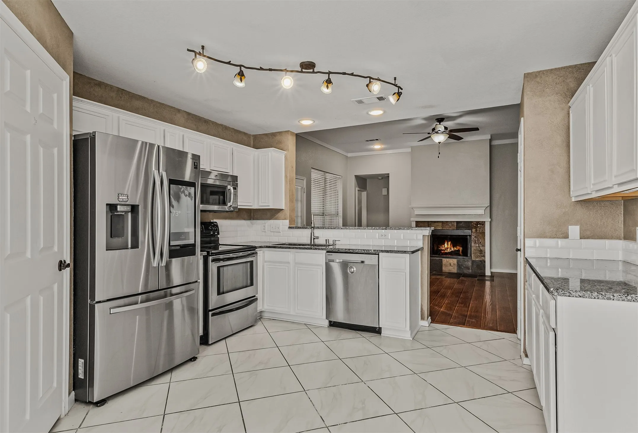 Single Family Residence For Sale in Collin County , 109 N Rolling Meadows Drive, Wylie, Texas 75098, 4 Bedroom, 2 Bathroom, 2 Garage spaces, 1,967 Sqft, built in 2000, mls#21406367, Real Estate Agent in Wylie, Homes For Sale in Collin county, Homes For Sale in Wylie, Realtor in Wylie Texas, Real Estate Brokerage Independent Realty Texas, Luminita Cordes Realtor