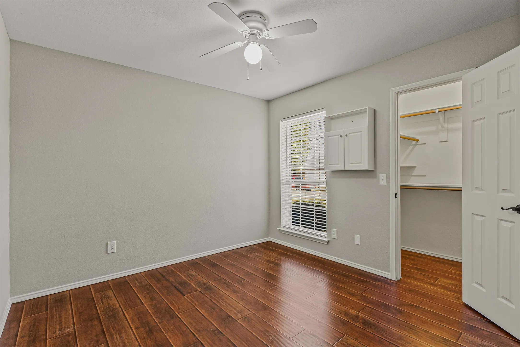 Single Family Residence For Sale in Collin County , 109 N Rolling Meadows Drive, Wylie, Texas 75098, 4 Bedroom, 2 Bathroom, 2 Garage spaces, 1,967 Sqft, built in 2000, mls#21406367, Real Estate Agent in Wylie, Homes For Sale in Collin county, Homes For Sale in Wylie, Realtor in Wylie Texas, Real Estate Brokerage Independent Realty Texas, Luminita Cordes Realtor