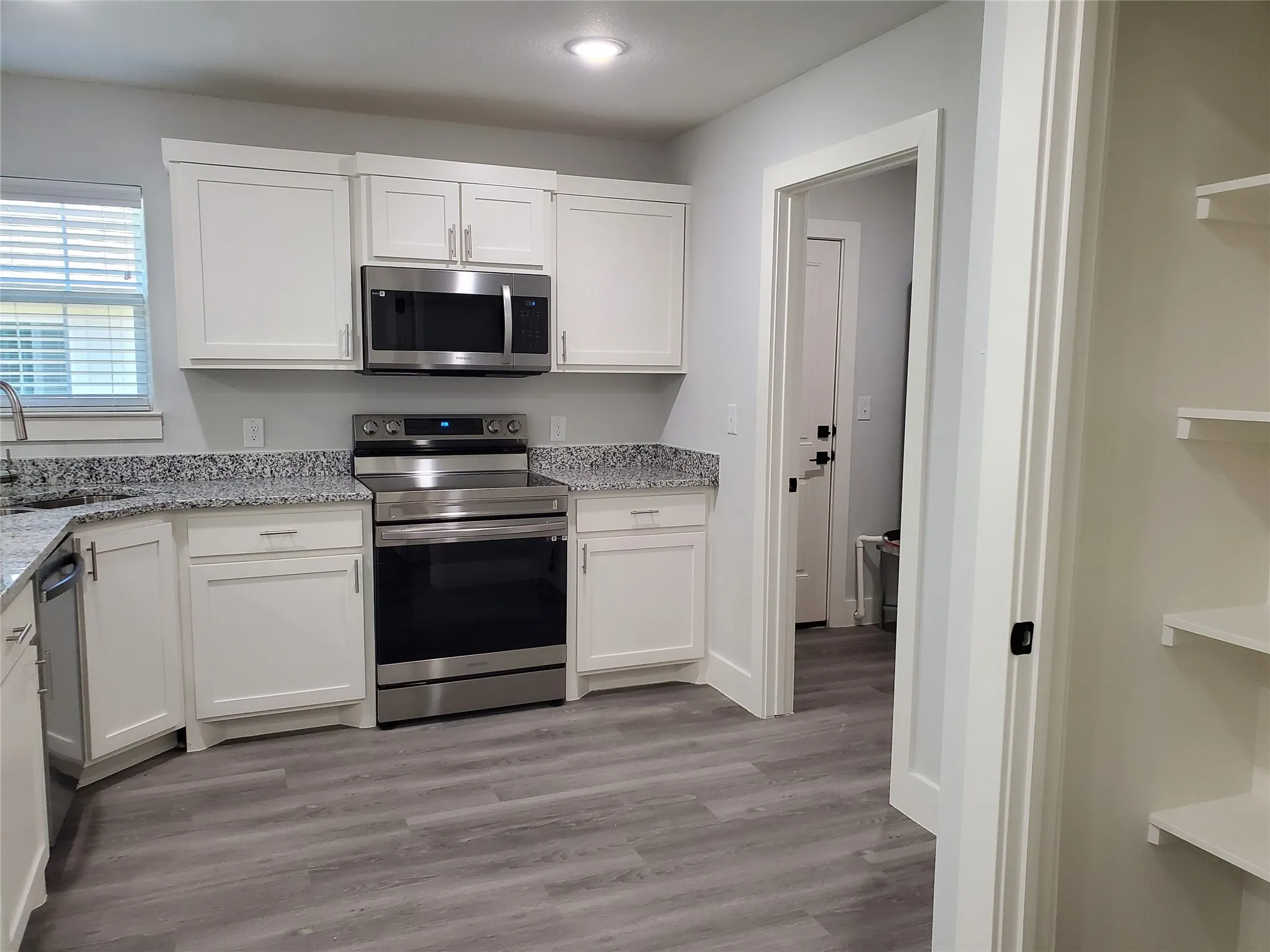 Duplex For Rent in Fannin County , 612 E 3rd Street B, Bonham, Texas 75418, 3 Bedroom, 2 Bathroom, Garage spaces, 2,383 Sqft, built in 2022, mls#21406380, Real Estate Agent in Bonham, Homes For Rent in Fannin county, Homes For Rent in Bonham, Realtor in Bonham Texas, Real Estate Brokerage Independent Realty Texas, Luminita Cordes Realtor