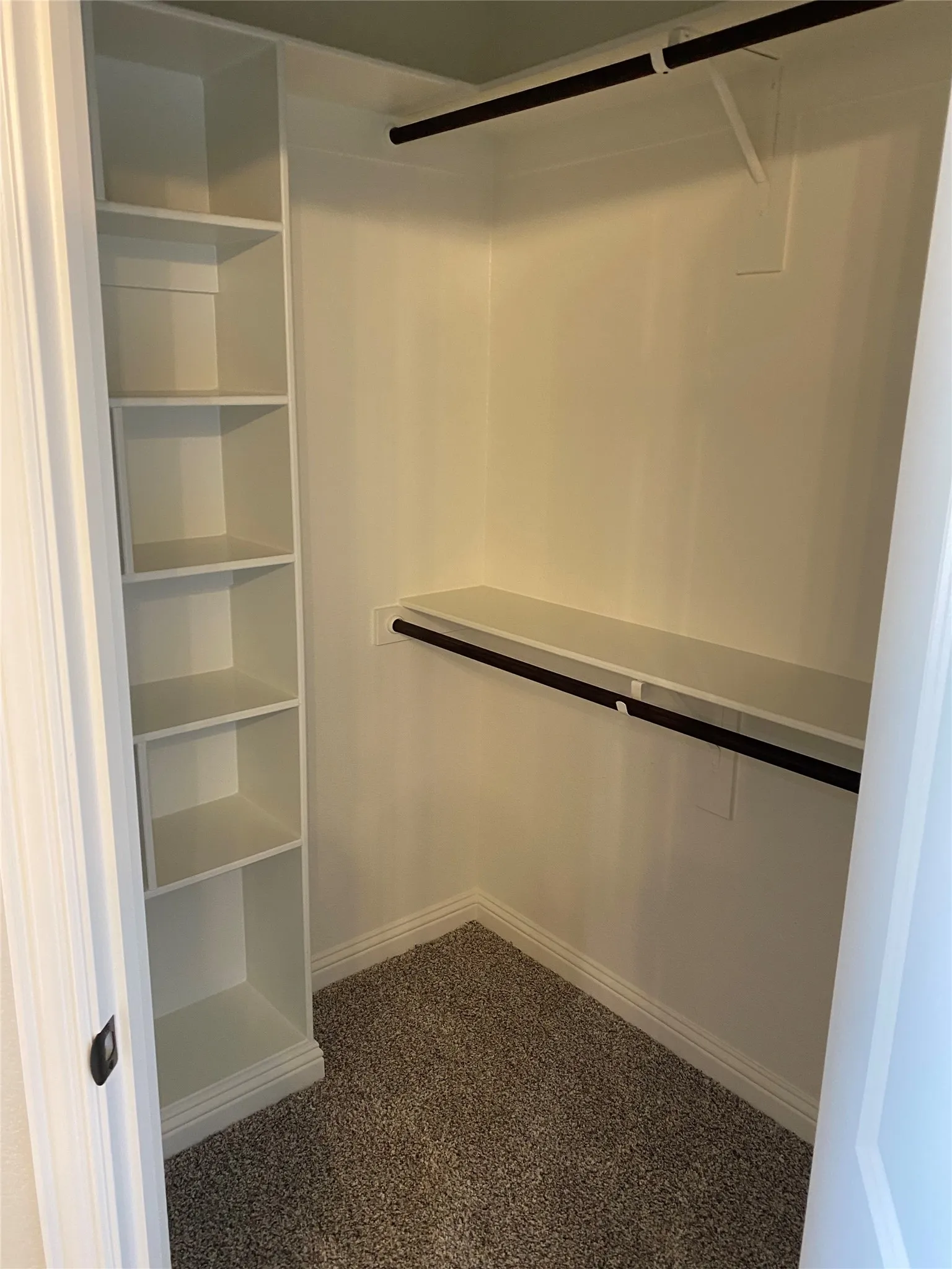 Single Family Residence For Rent in Hood County , 3005 Promenade Drive, Granbury, Texas 76049, 3 Bedroom, 2 Bathroom, 2 Garage spaces, 1,787 Sqft, built in 2022, mls#21406375, Real Estate Agent in Granbury, Homes For Rent in Hood county, Homes For Rent in Granbury, Realtor in Granbury Texas, Real Estate Brokerage Independent Realty Texas, Luminita Cordes Realtor