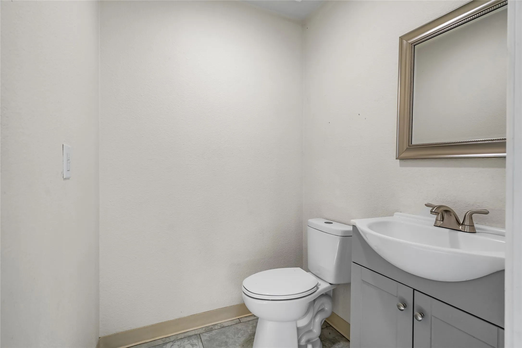 Business For Sale in Collin County , 2467 State Highway 78 S, Farmersville, Texas 75442, 0, 0, Garage spaces, 1,920 Sqft, built in 1998, mls#21405035, Real Estate Agent in Farmersville, Homes For Sale in Collin county, Homes For Sale in Farmersville, Realtor in Farmersville Texas, Real Estate Brokerage Independent Realty Texas, Luminita Cordes Realtor