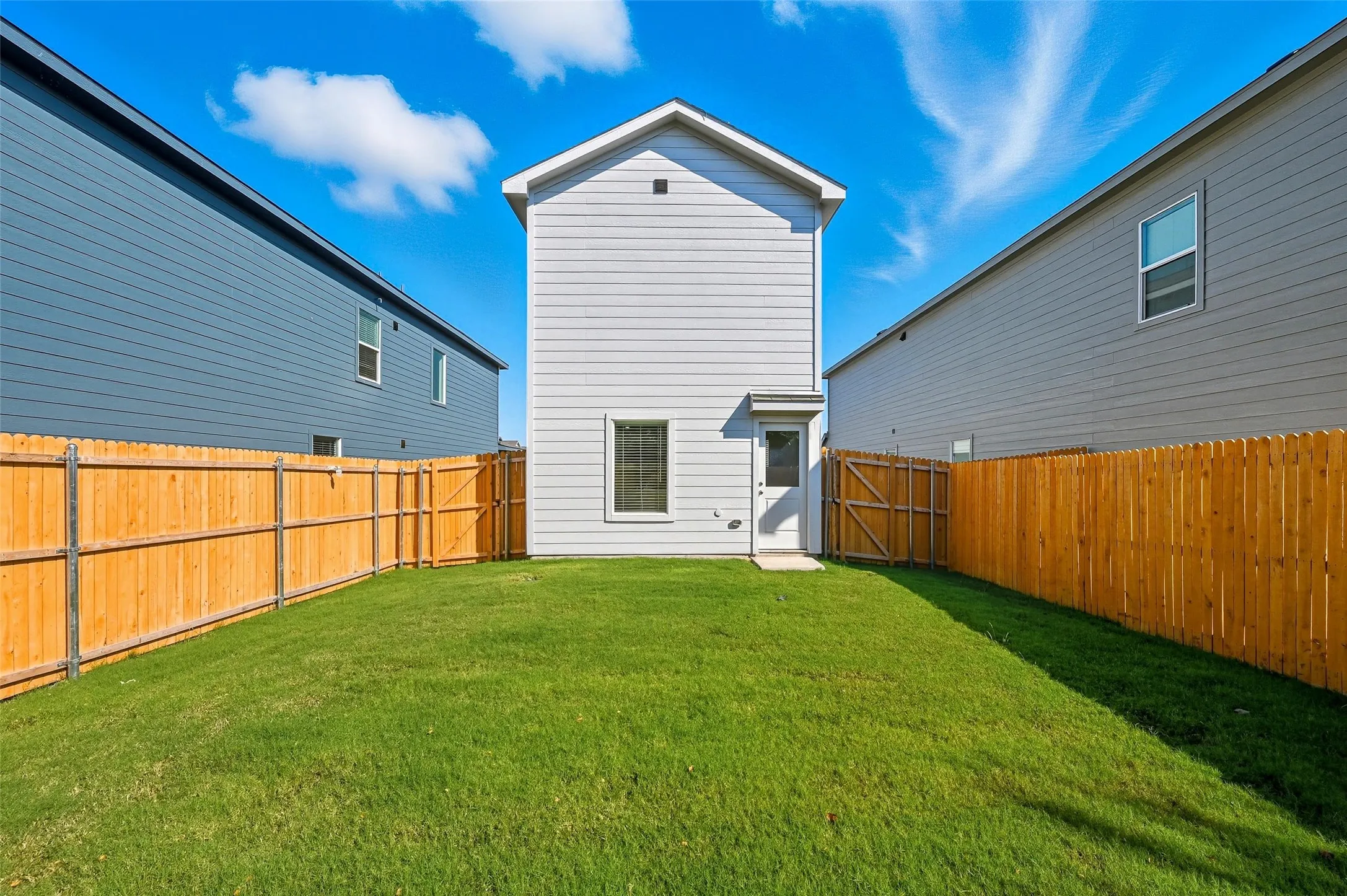 Single Family Residence For Rent in Collin County , 823 Sandhill Crane Lane, Princeton, Texas 75407, 3 Bedroom, 3 Bathroom, 1 Garage spaces, 1,189 Sqft, built in 2025, mls#21406388, Real Estate Agent in Princeton, Homes For Rent in Collin county, Homes For Rent in Princeton, Realtor in Princeton Texas, Real Estate Brokerage Independent Realty Texas, Luminita Cordes Realtor