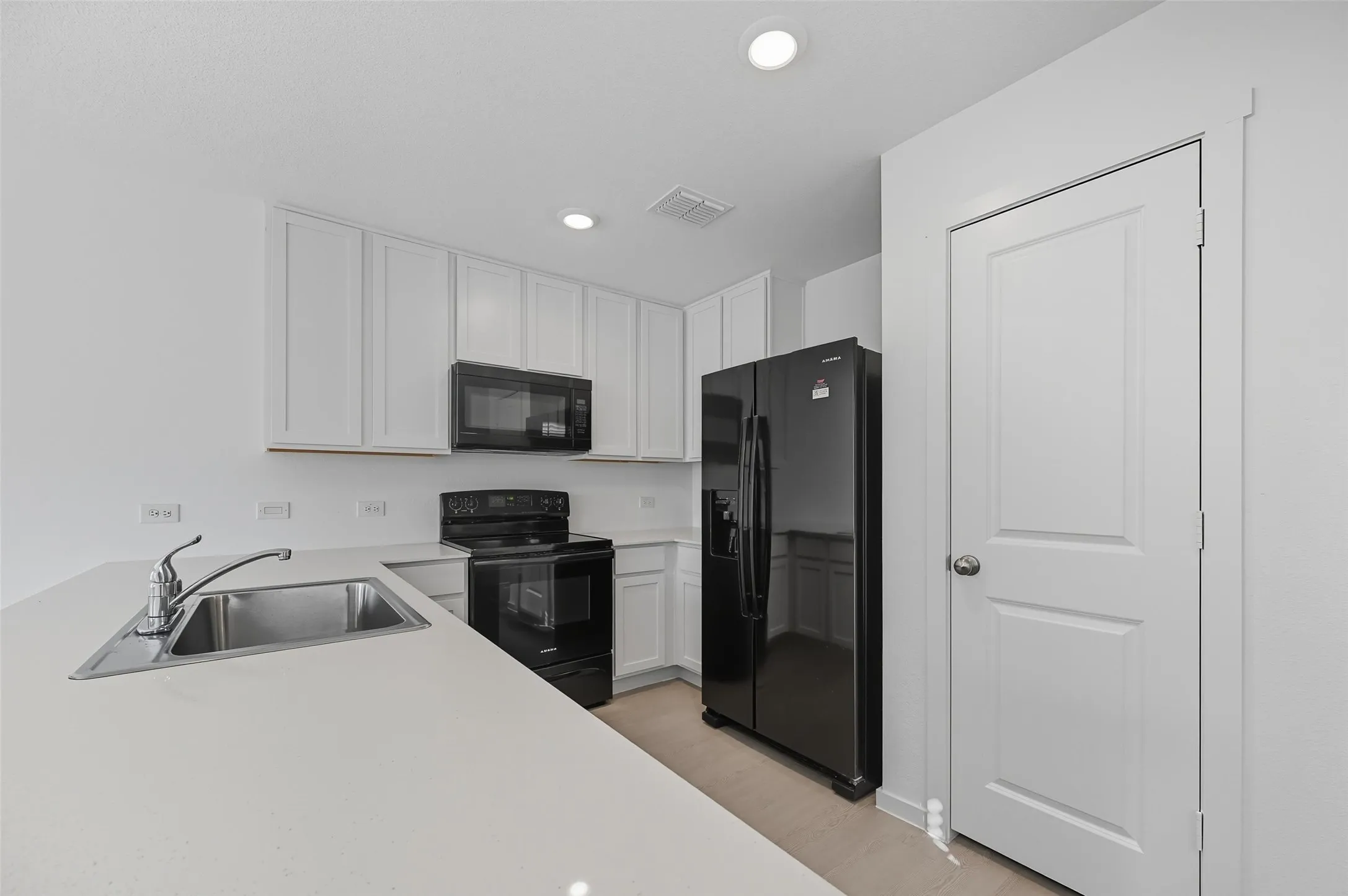 Single Family Residence For Rent in Collin County , 823 Sandhill Crane Lane, Princeton, Texas 75407, 3 Bedroom, 3 Bathroom, 1 Garage spaces, 1,189 Sqft, built in 2025, mls#21406388, Real Estate Agent in Princeton, Homes For Rent in Collin county, Homes For Rent in Princeton, Realtor in Princeton Texas, Real Estate Brokerage Independent Realty Texas, Luminita Cordes Realtor