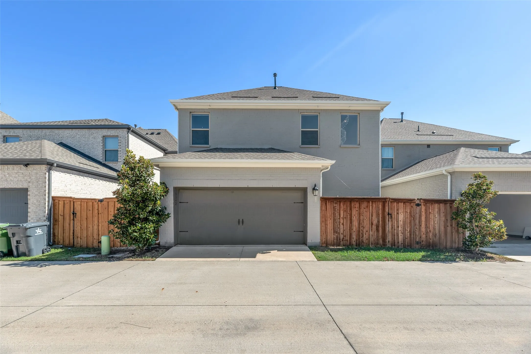 Single Family Residence For Rent in Tarrant County , 3342 Monarch Pass Drive, Arlington, Texas 76005, 4 Bedroom, 3 Bathroom, 2 Garage spaces, 2,334 Sqft, built in 2023, mls#21389481, Real Estate Agent in Arlington, Homes For Rent in Tarrant county, Homes For Rent in Arlington, Realtor in Arlington Texas, Real Estate Brokerage Independent Realty Texas, Luminita Cordes Realtor