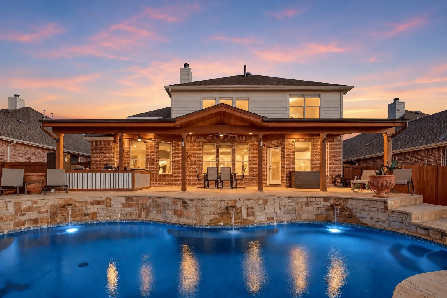 Single Family Residence For Sale in Denton County , 2828 Appaloosa Court, Little Elm, Texas 75068, 4 Bedroom, 3 Bathroom, 2 Garage spaces, 3,030 Sqft, built in 2007, mls#21395564, Real Estate Agent in Little Elm, Homes For Sale in Denton county, Homes For Sale in Little Elm, Realtor in Little Elm Texas, Real Estate Brokerage Independent Realty Texas, Luminita Cordes Realtor