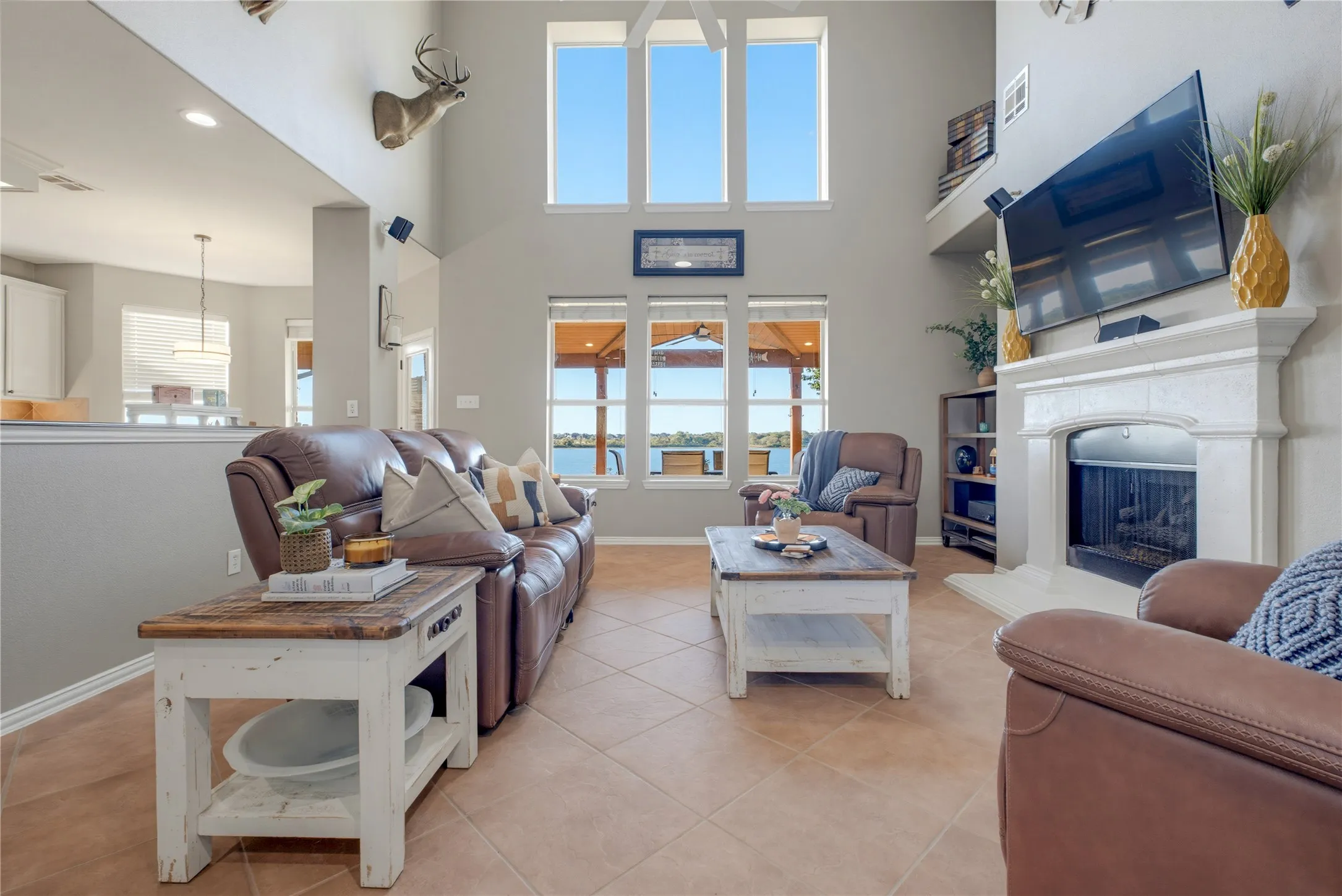 Single Family Residence For Sale in Denton County , 2828 Appaloosa Court, Little Elm, Texas 75068, 4 Bedroom, 3 Bathroom, 2 Garage spaces, 3,030 Sqft, built in 2007, mls#21395564, Real Estate Agent in Little Elm, Homes For Sale in Denton county, Homes For Sale in Little Elm, Realtor in Little Elm Texas, Real Estate Brokerage Independent Realty Texas, Luminita Cordes Realtor