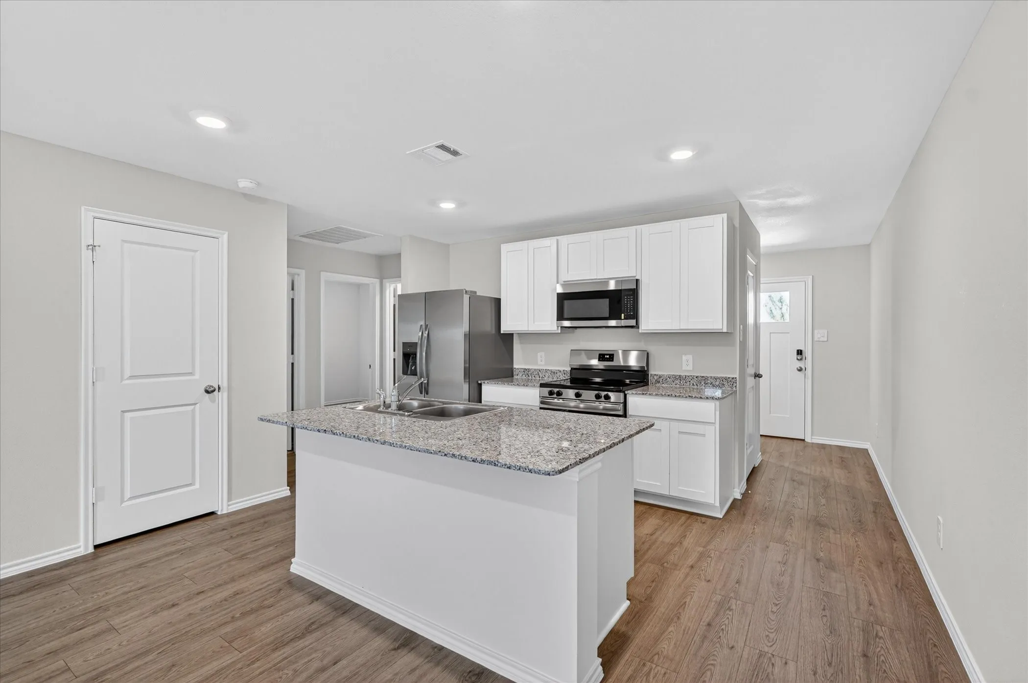 Single Family Residence For Rent in Collin County , 1818 Potomac Lane, Blue Ridge, Texas 75424, 3 Bedroom, 2 Bathroom, 2 Garage spaces, 1,334 Sqft, built in 2026, mls#21406396, Real Estate Agent in Blue Ridge, Homes For Rent in Collin county, Homes For Rent in Blue Ridge, Realtor in Blue Ridge Texas, Real Estate Brokerage Independent Realty Texas, Luminita Cordes Realtor