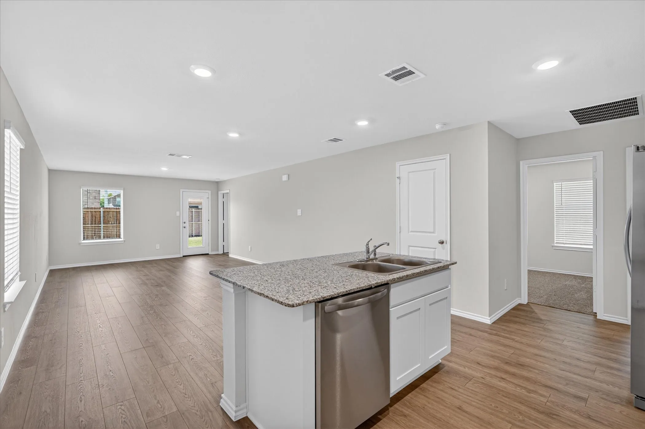 Single Family Residence For Rent in Collin County , 1818 Potomac Lane, Blue Ridge, Texas 75424, 3 Bedroom, 2 Bathroom, 2 Garage spaces, 1,334 Sqft, built in 2026, mls#21406396, Real Estate Agent in Blue Ridge, Homes For Rent in Collin county, Homes For Rent in Blue Ridge, Realtor in Blue Ridge Texas, Real Estate Brokerage Independent Realty Texas, Luminita Cordes Realtor