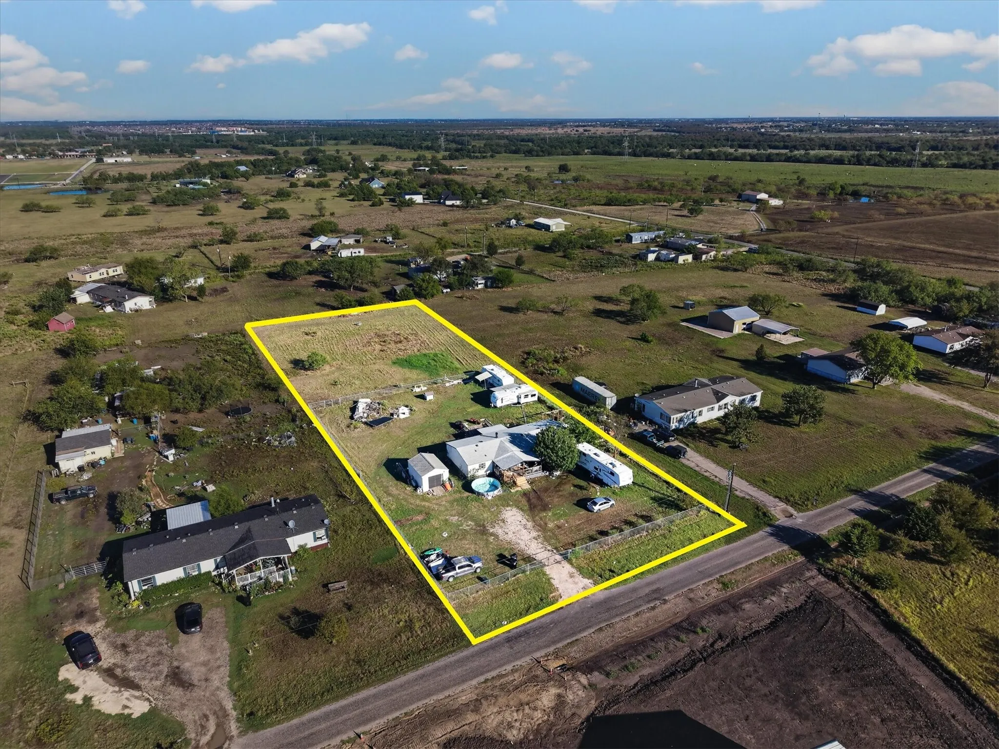 Mobile Home For Sale in Rockwall County , 346 E Highline Drive, Royse City, Texas 75189, 4 Bedroom, 2 Bathroom, Garage spaces, 1,792 Sqft, built in 1999, mls#21406118, Real Estate Agent in Royse City, Homes For Sale in Rockwall county, Homes For Sale in Royse City, Realtor in Royse City Texas, Real Estate Brokerage Independent Realty Texas, Luminita Cordes Realtor