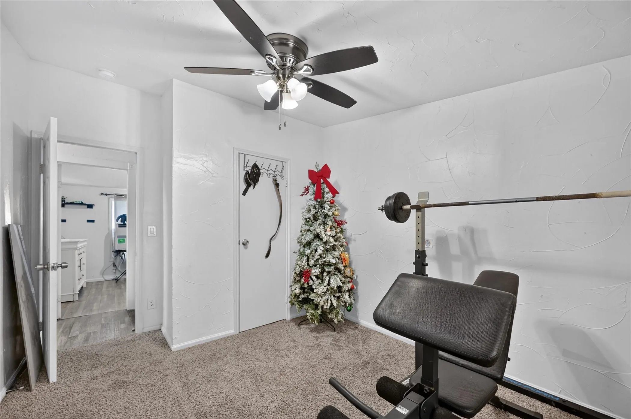 Mobile Home For Sale in Rockwall County , 346 E Highline Drive, Royse City, Texas 75189, 4 Bedroom, 2 Bathroom, Garage spaces, 1,792 Sqft, built in 1999, mls#21406118, Real Estate Agent in Royse City, Homes For Sale in Rockwall county, Homes For Sale in Royse City, Realtor in Royse City Texas, Real Estate Brokerage Independent Realty Texas, Luminita Cordes Realtor