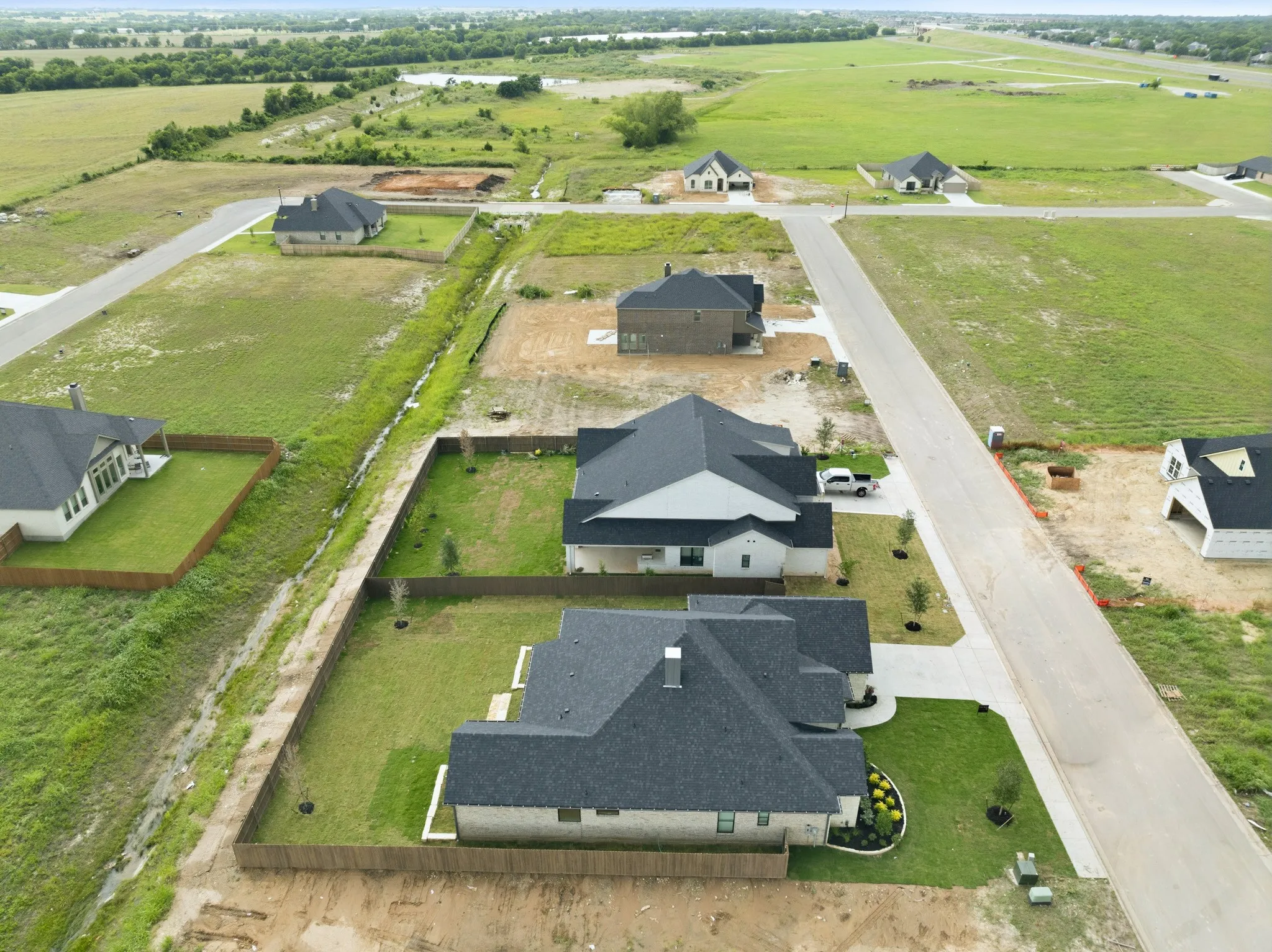 Single Family Residence For Sale in Mc Lennan County , 1321 Tahonta Drive, Hewitt, Texas 76643, 4 Bedroom, 3 Bathroom, 2 Garage spaces, 2,621 Sqft, built in 2026, mls#21405738, Real Estate Agent in Hewitt, Homes For Sale in Mc Lennan county, Homes For Sale in Hewitt, Realtor in Hewitt Texas, Real Estate Brokerage Independent Realty Texas, Luminita Cordes Realtor