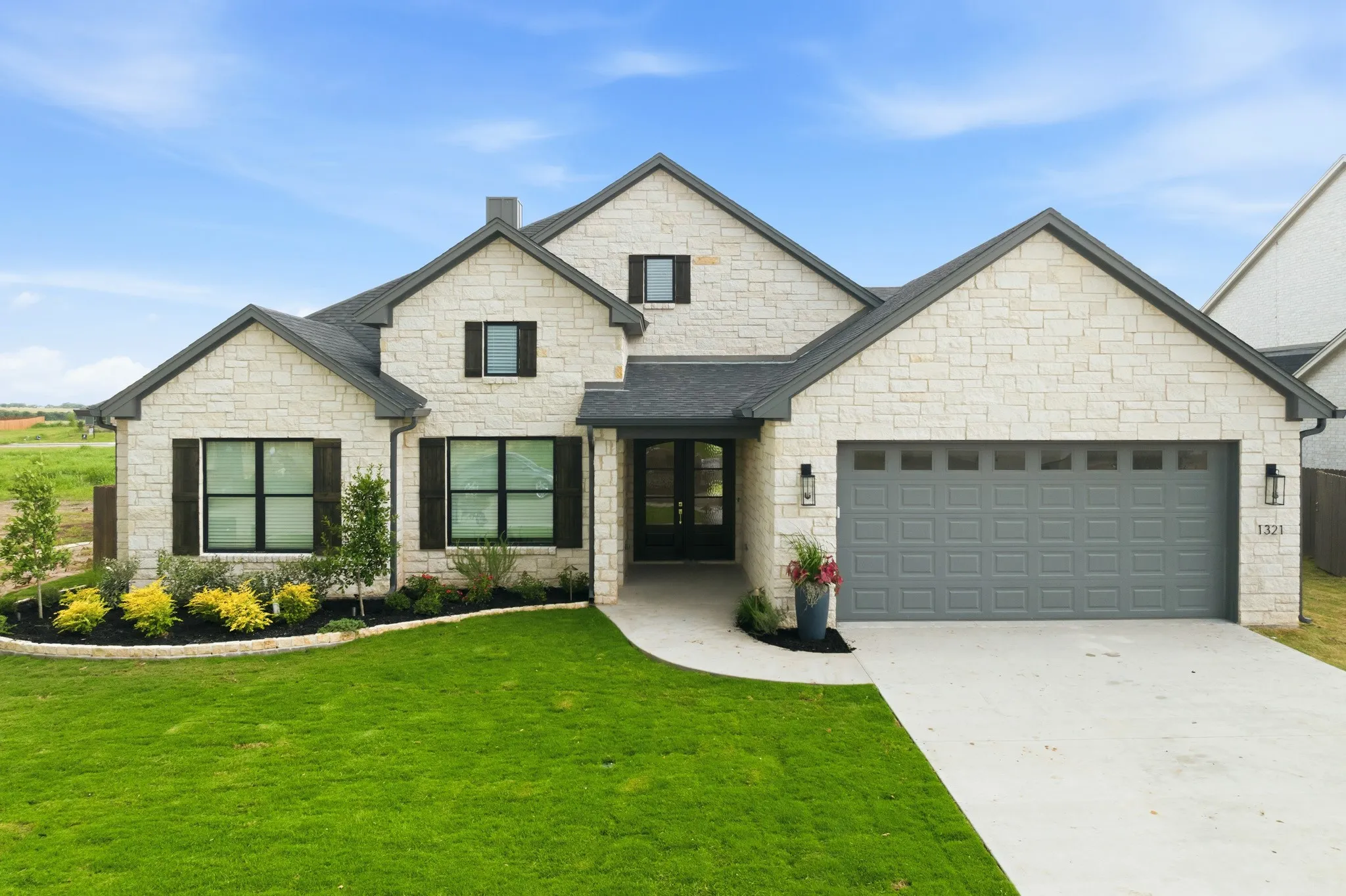 Single Family Residence For Sale in Mc Lennan County , 1321 Tahonta Drive, Hewitt, Texas 76643, 4 Bedroom, 3 Bathroom, 2 Garage spaces, 2,621 Sqft, built in 2026, mls#21405738, Real Estate Agent in Hewitt, Homes For Sale in Mc Lennan county, Homes For Sale in Hewitt, Realtor in Hewitt Texas, Real Estate Brokerage Independent Realty Texas, Luminita Cordes Realtor