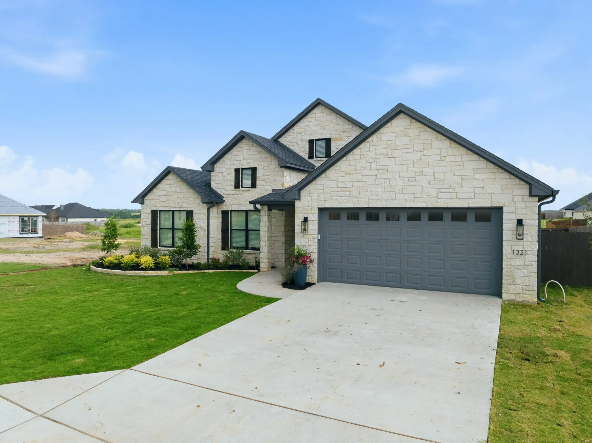 Single Family Residence For Sale in Mc Lennan County , 1321 Tahonta Drive, Hewitt, Texas 76643, 4 Bedroom, 3 Bathroom, 2 Garage spaces, 2,621 Sqft, built in 2026, mls#21405738, Real Estate Agent in Hewitt, Homes For Sale in Mc Lennan county, Homes For Sale in Hewitt, Realtor in Hewitt Texas, Real Estate Brokerage Independent Realty Texas, Luminita Cordes Realtor