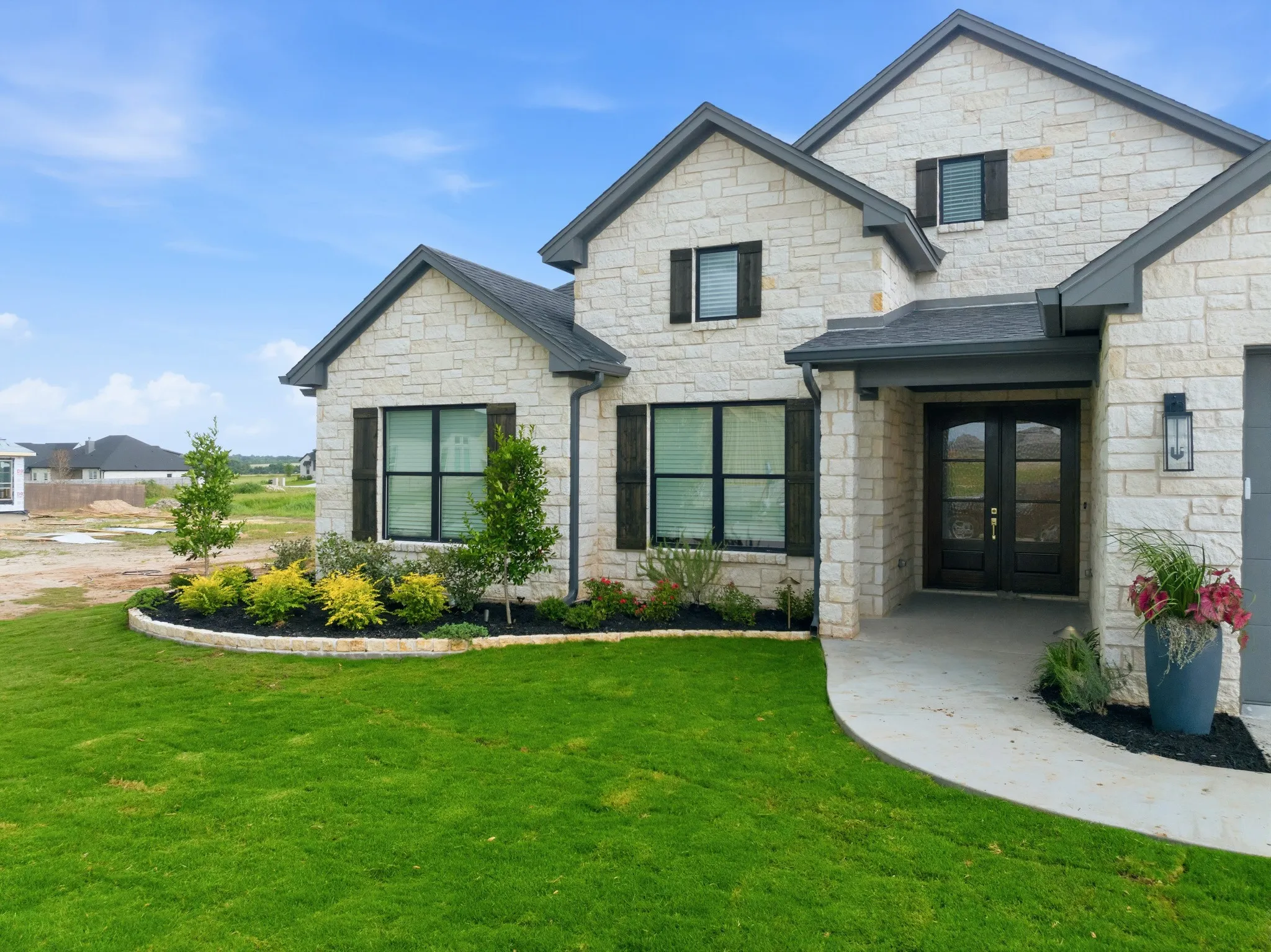 Single Family Residence For Sale in Mc Lennan County , 1321 Tahonta Drive, Hewitt, Texas 76643, 4 Bedroom, 3 Bathroom, 2 Garage spaces, 2,621 Sqft, built in 2026, mls#21405738, Real Estate Agent in Hewitt, Homes For Sale in Mc Lennan county, Homes For Sale in Hewitt, Realtor in Hewitt Texas, Real Estate Brokerage Independent Realty Texas, Luminita Cordes Realtor