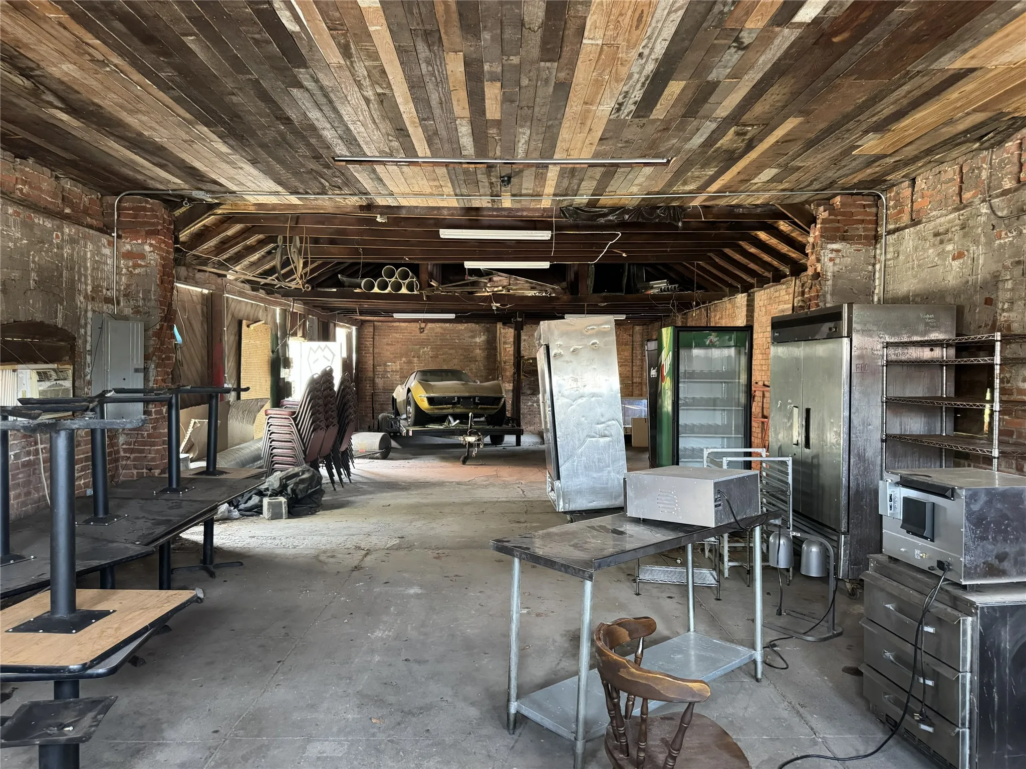 Warehouse For Rent in Grayson County , 110 S Houston Avenue Garage, Denison, Texas 75021, 0, 0, Garage spaces, 0 Sqft, built in 1900, mls#21406406, Real Estate Agent in Denison, Homes For Rent in Grayson county, Homes For Rent in Denison, Realtor in Denison Texas, Real Estate Brokerage Independent Realty Texas, Luminita Cordes Realtor