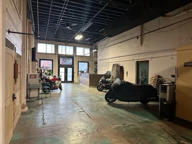 Business For Rent in Grayson County , 110 S Houston Avenue A, Denison, Texas 75021, 0, 0, Garage spaces, 0 Sqft, built in 1900, mls#21406419, Real Estate Agent in Denison, Homes For Rent in Grayson county, Homes For Rent in Denison, Realtor in Denison Texas, Real Estate Brokerage Independent Realty Texas, Luminita Cordes Realtor
