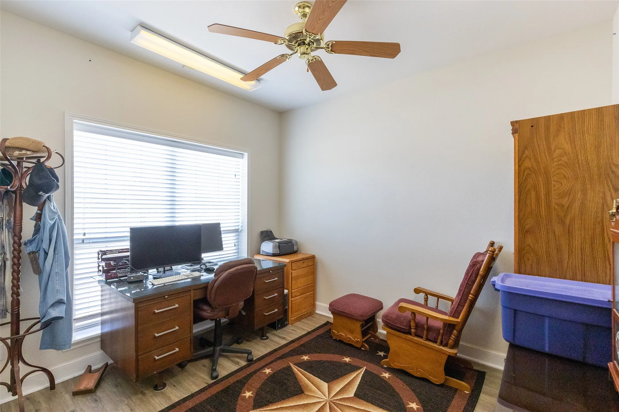 Guest bedroom