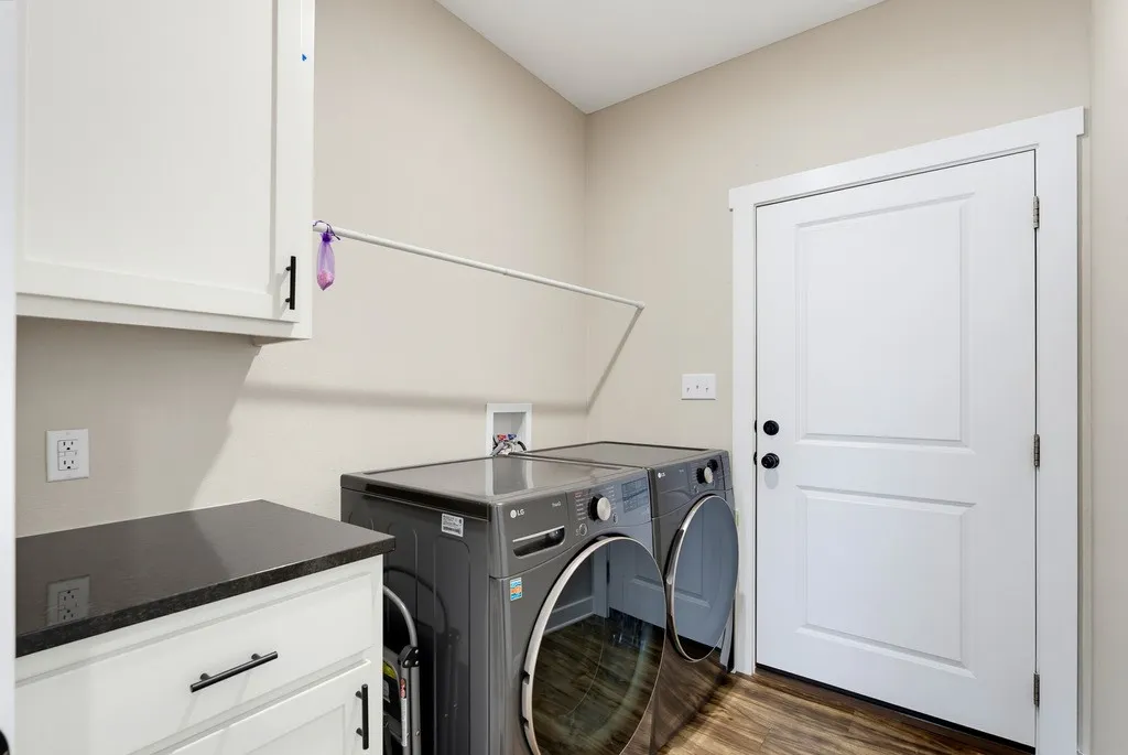 Single Family Residence For Sale in Taylor County , 273 Gatling Street, Tuscola, Texas 79562, 4 Bedroom, 2 Bathroom, 2 Garage spaces, 1,928 Sqft, built in 2022, mls#21404288, Real Estate Agent in Tuscola, Homes For Sale in Taylor county, Homes For Sale in Tuscola, Realtor in Tuscola Texas, Real Estate Brokerage Independent Realty Texas, Luminita Cordes Realtor