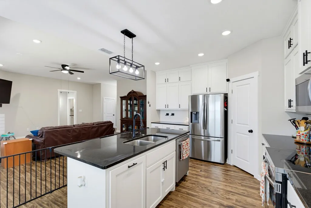Single Family Residence For Sale in Taylor County , 273 Gatling Street, Tuscola, Texas 79562, 4 Bedroom, 2 Bathroom, 2 Garage spaces, 1,928 Sqft, built in 2022, mls#21404288, Real Estate Agent in Tuscola, Homes For Sale in Taylor county, Homes For Sale in Tuscola, Realtor in Tuscola Texas, Real Estate Brokerage Independent Realty Texas, Luminita Cordes Realtor