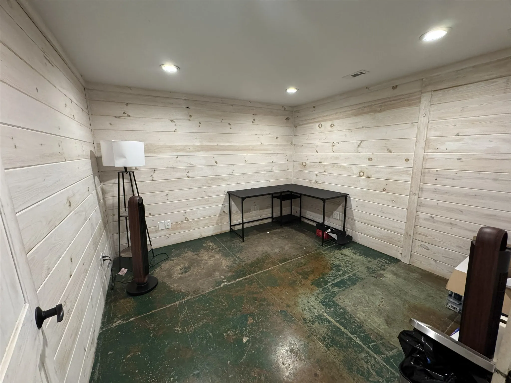 Business For Rent in Grayson County , 110 S Houston Avenue E, Denison, Texas 75021, 0, 0, Garage spaces, 0 Sqft, built in 1900, mls#21406429, Real Estate Agent in Denison, Homes For Rent in Grayson county, Homes For Rent in Denison, Realtor in Denison Texas, Real Estate Brokerage Independent Realty Texas, Luminita Cordes Realtor